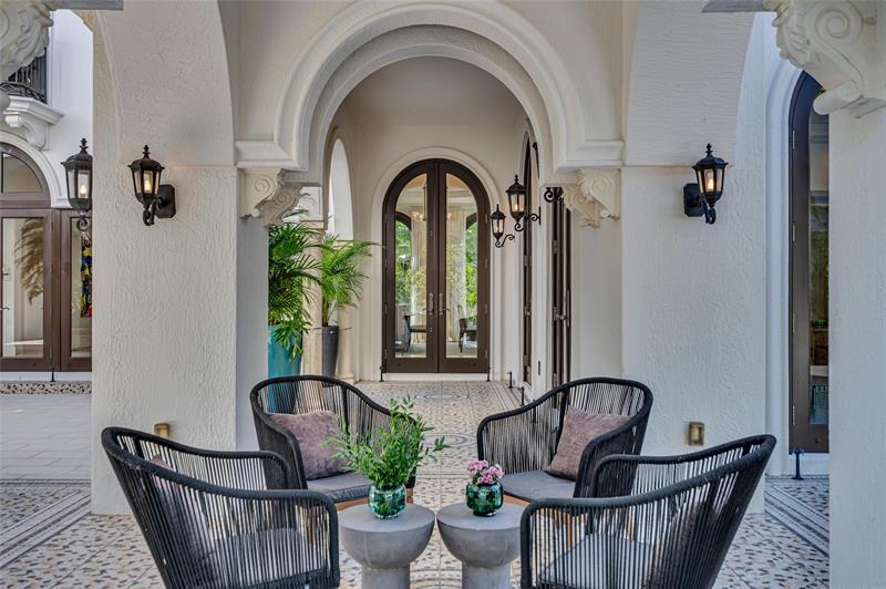 Miami, Florida, 33143, United States, 8 Bedrooms Bedrooms, ,10 BathroomsBathrooms,Residential,For Sale,1989350