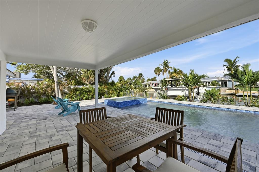 Holmes Beach, Florida, 34217, United States, 2 Bedrooms Bedrooms, ,2 BathroomsBathrooms,Residential,For Sale,2003450