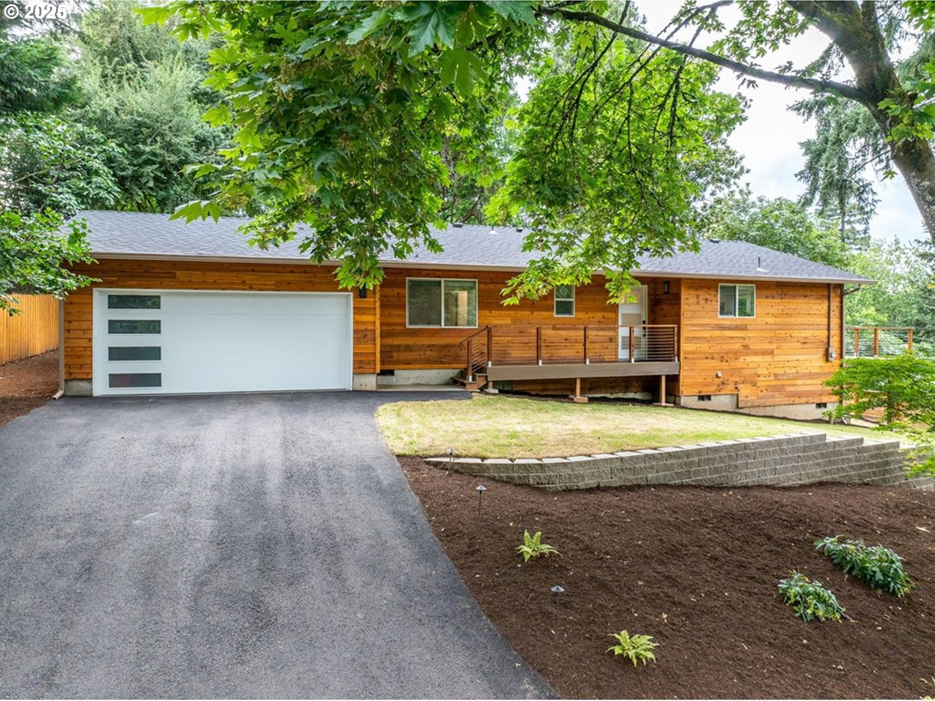 818 Ash St, Lake Oswego, Oregon, 97034, United States, 3 Bedrooms Bedrooms, ,2 BathroomsBathrooms,Residential,For Sale,818 Ash St,1602633