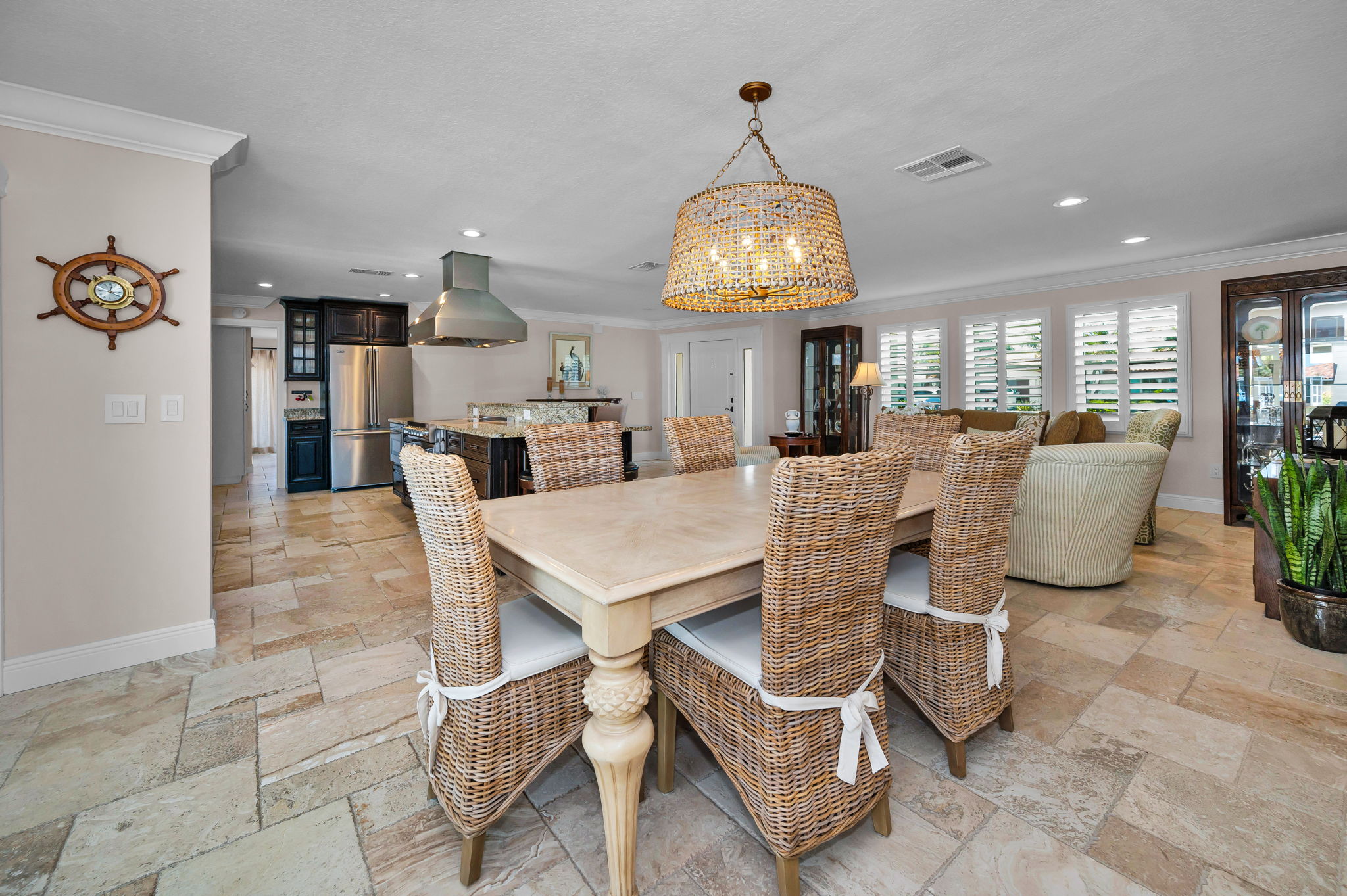 St Petersburg, Florida, 33703, United States, 4 Bedrooms Bedrooms, ,3 BathroomsBathrooms,Residential,For Sale,1978536