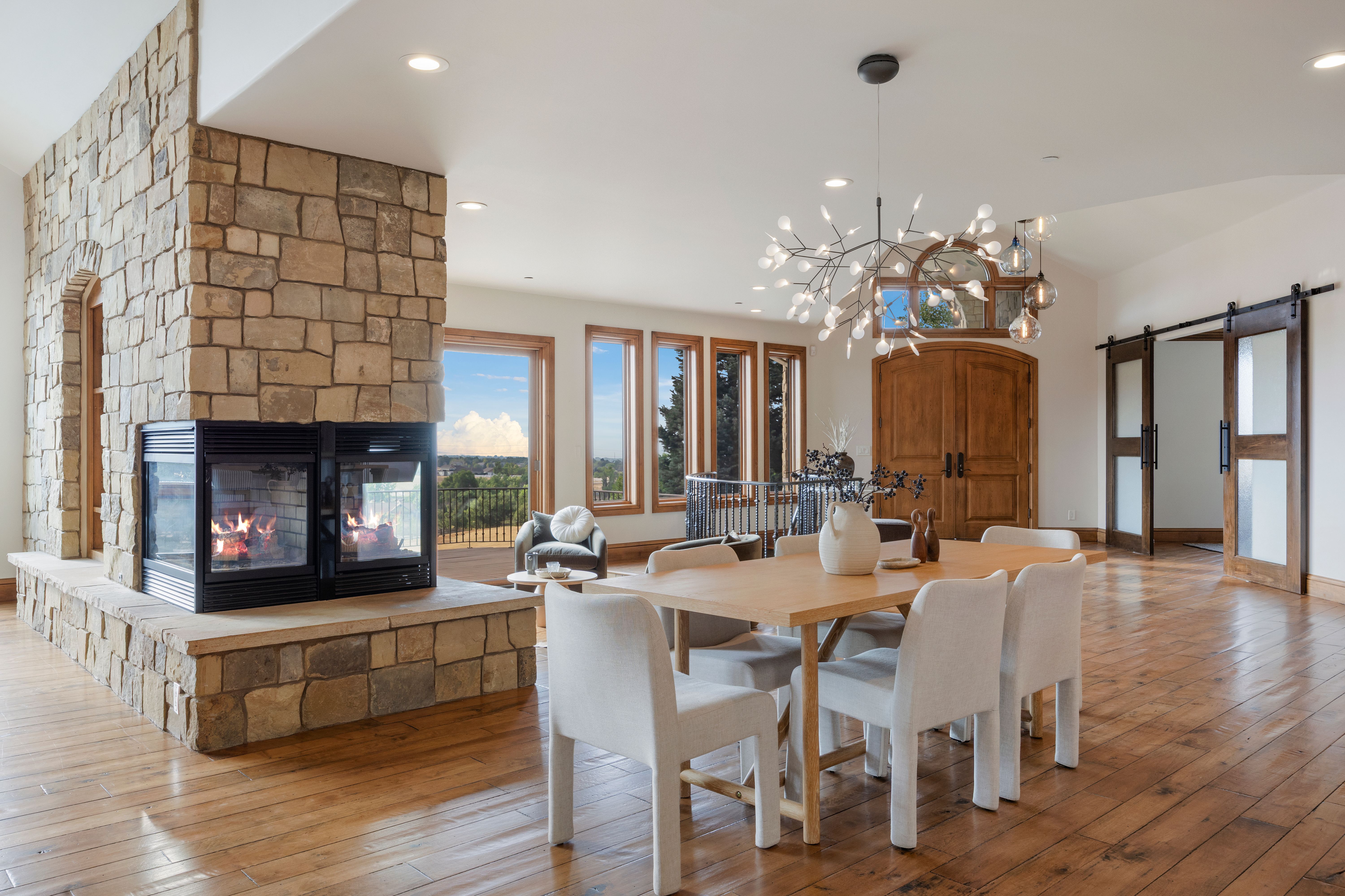  Legacy Estate Custom Residence In Highly Coveted McArthur Ranch - 物件實景