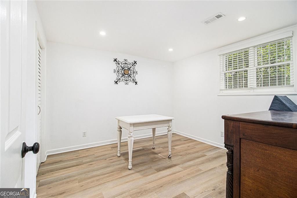 Atlanta, Georgia, 30345, United States, 4 Bedrooms Bedrooms, ,4 BathroomsBathrooms,Residential,For Sale,1929806