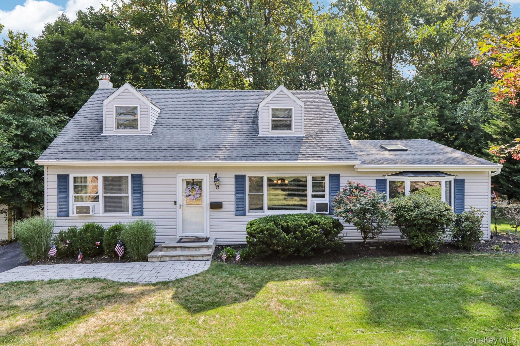 Garnerville, New York, 10923, United States, 4 Bedrooms Bedrooms, ,2 BathroomsBathrooms,Residential,For Sale,1974651