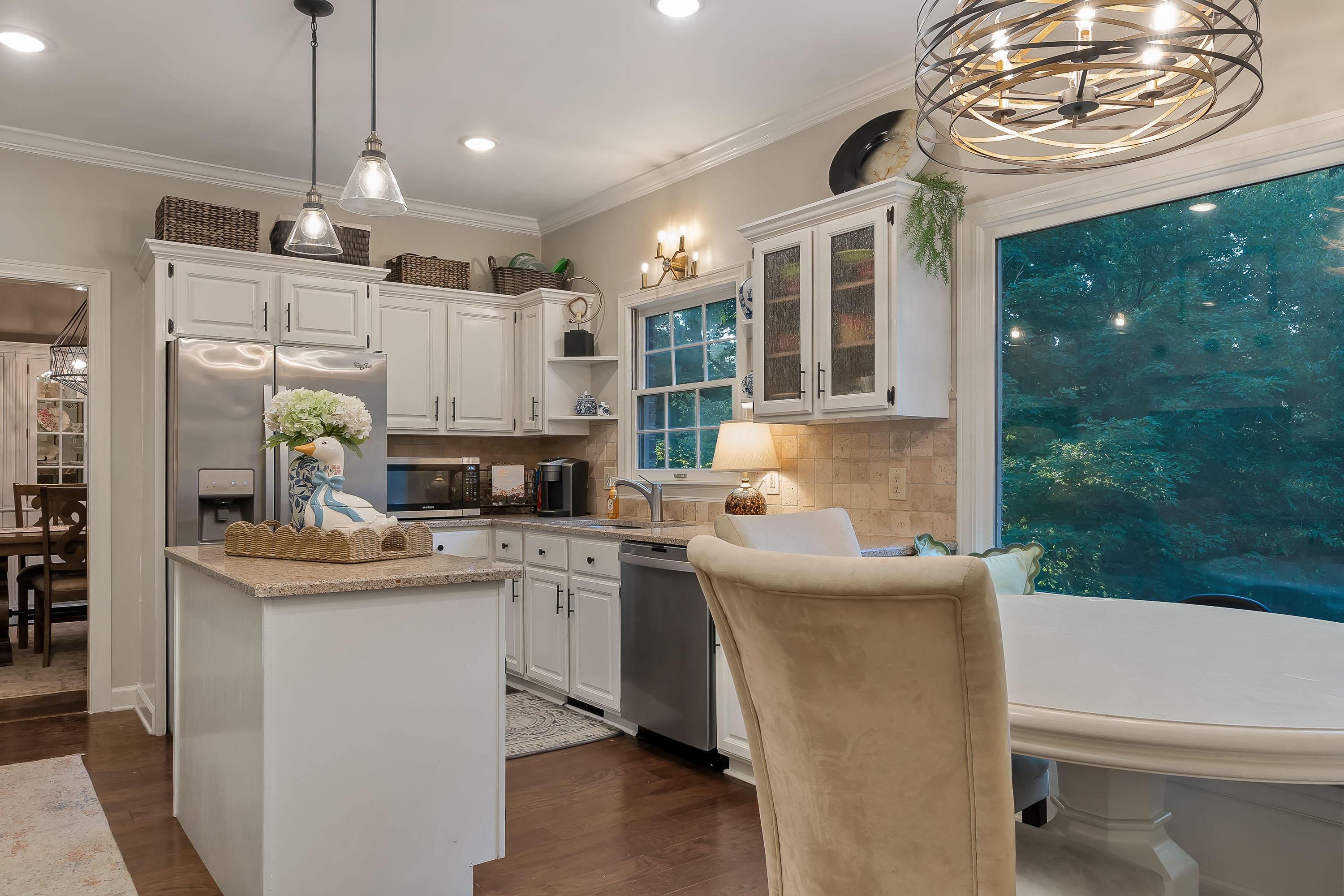 Jonesboro, Arkansas, 72401, United States, 4 Bedrooms Bedrooms, ,4 BathroomsBathrooms,Residential,For Sale,1961843