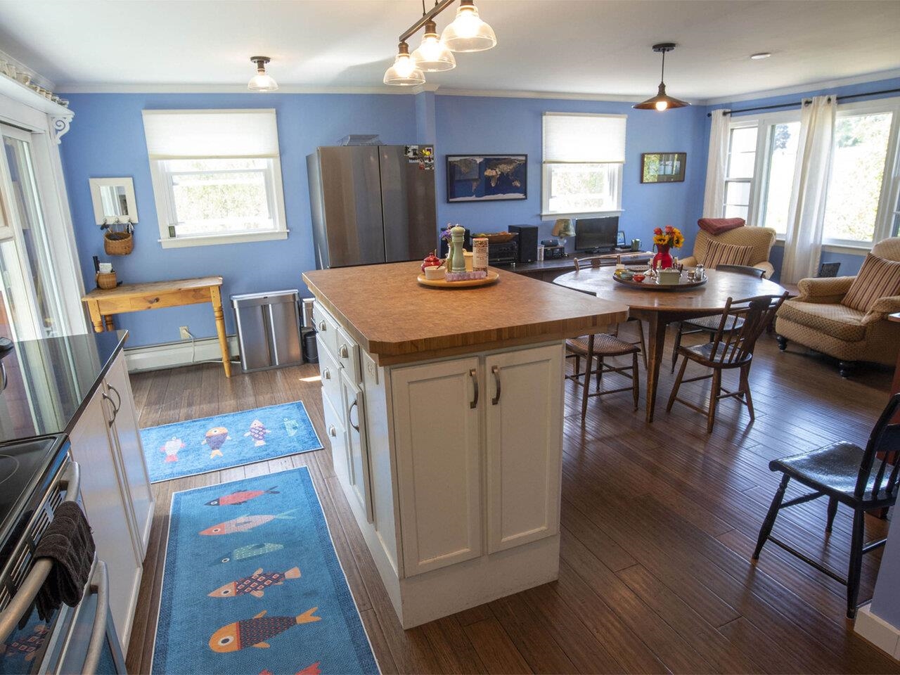 Montpelier, Vermont, 05602, United States, 3 Bedrooms Bedrooms, ,3 BathroomsBathrooms,Residential,For Sale,1924813