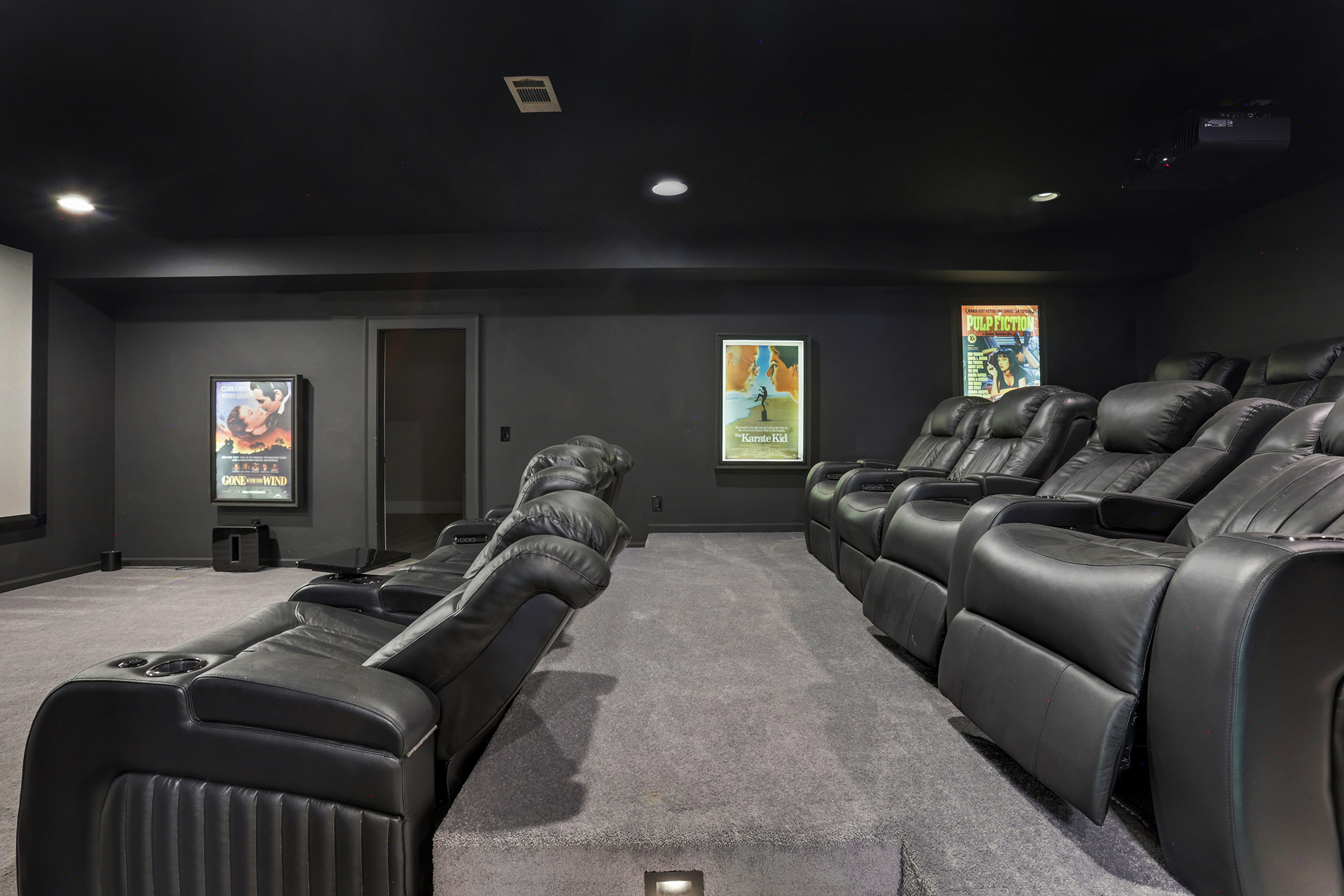  Sophisticated Brick Residence in Coveted Brookhaven Location - 物件實景
