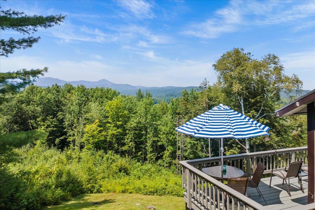 Stowe, Vermont, 05672, United States, 3 Bedrooms Bedrooms, ,2 BathroomsBathrooms,Residential,For Sale,1907047