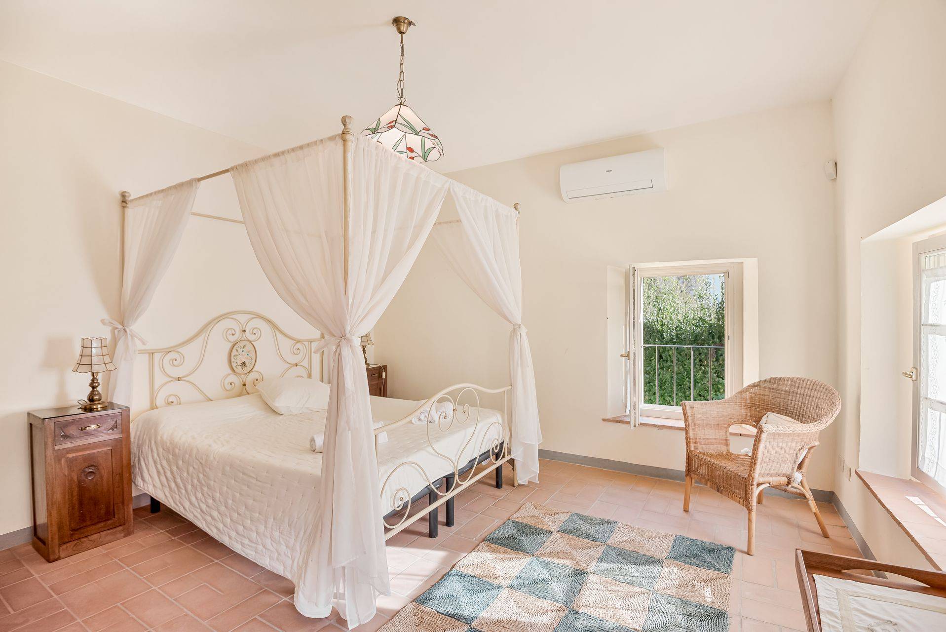 Camaiore, Lucca, 55041, IT, 10 Bedrooms Bedrooms, ,11 BathroomsBathrooms,Residential,For Sale,1991599