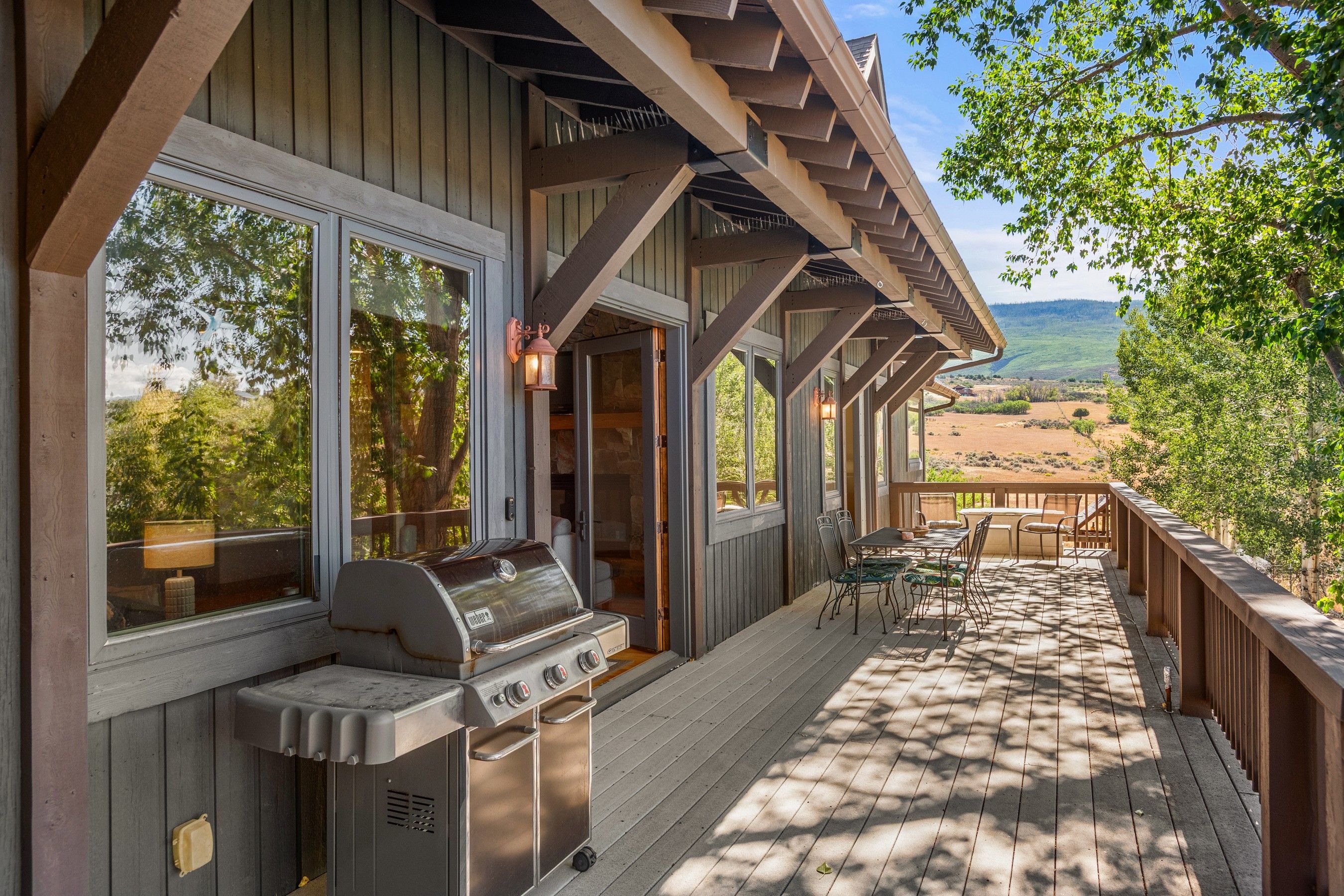  Rural Privacy. Mountain Views. Minutes From It All. - 物件實景
