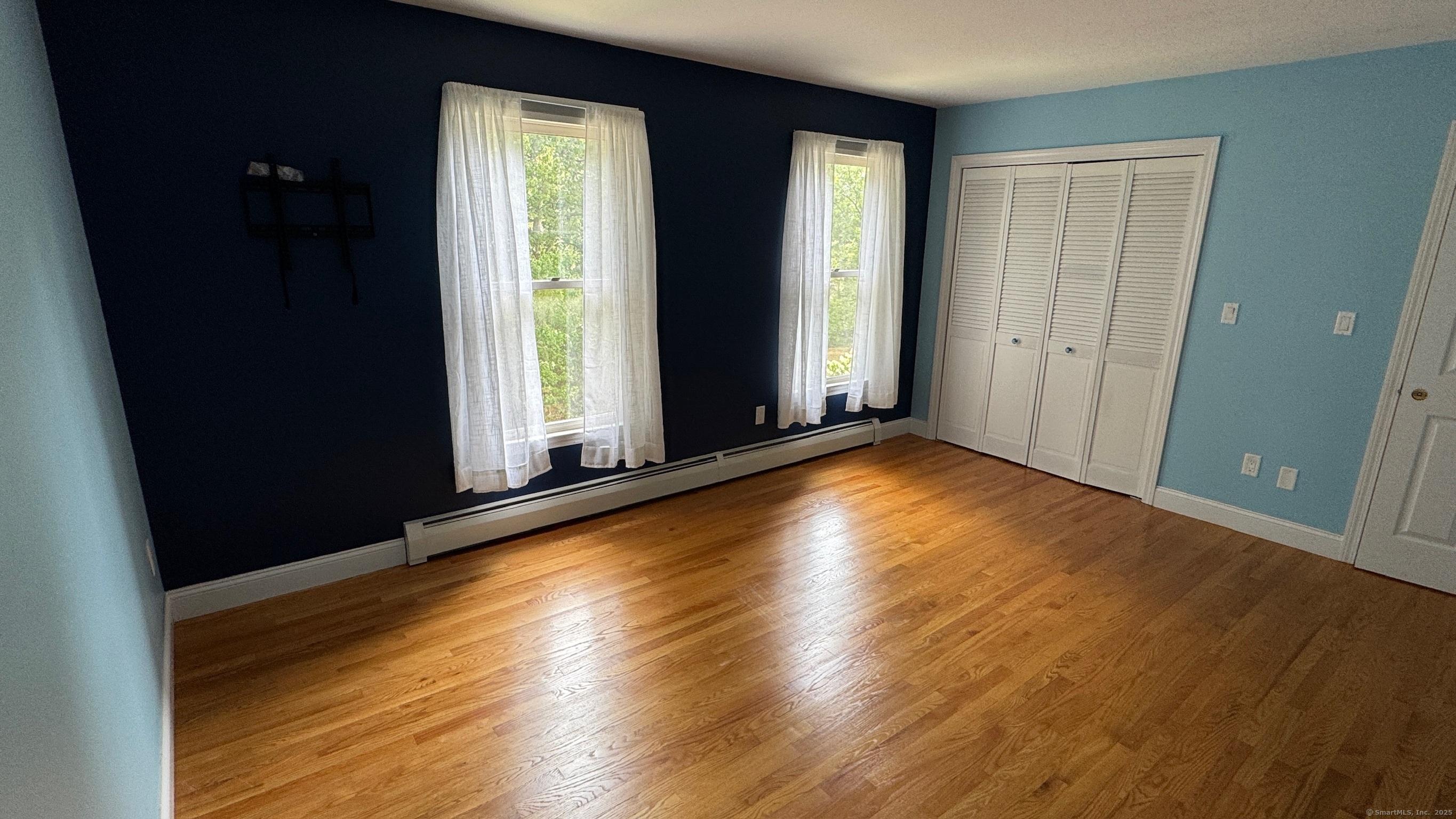 Guilford, Connecticut, 06437, United States, 4 Bedrooms Bedrooms, ,3 BathroomsBathrooms,Residential,For Sale,1938049