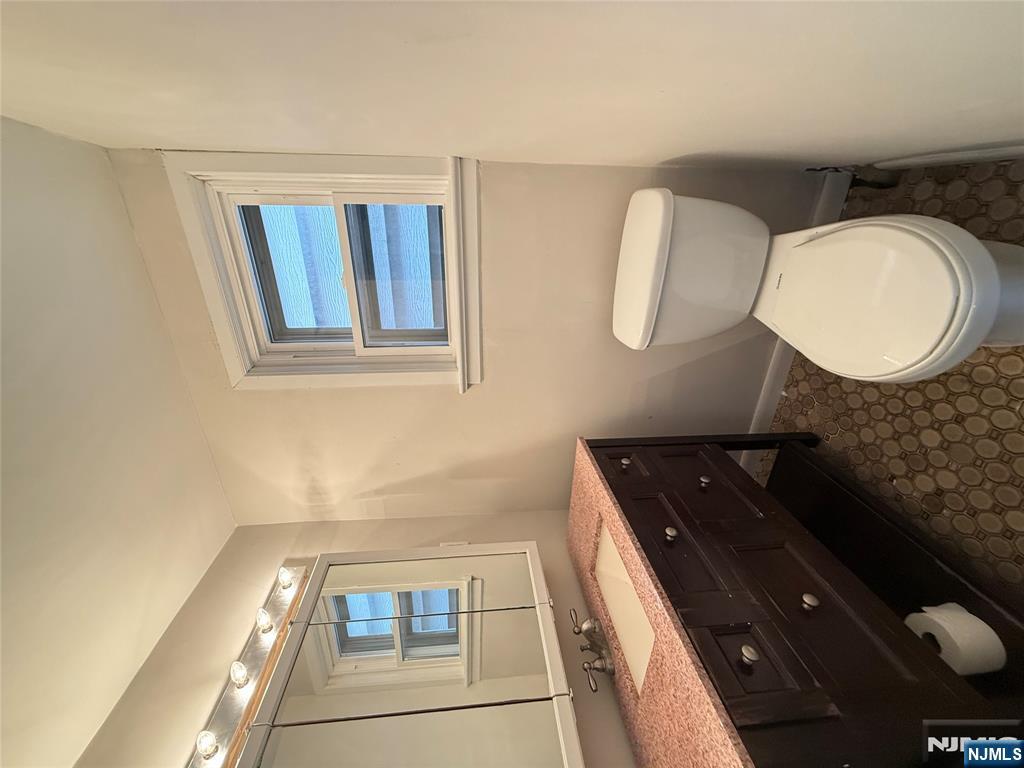 Garfield, New Jersey, 07026, United States, 3 Bedrooms Bedrooms, ,2 BathroomsBathrooms,Residential,For Sale,1998412