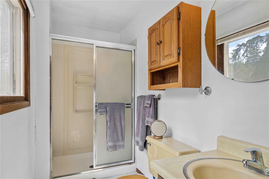 Whitefish, Montana, 59937, United States, 6 Bedrooms Bedrooms, ,3 BathroomsBathrooms,Residential,For Sale,1980352