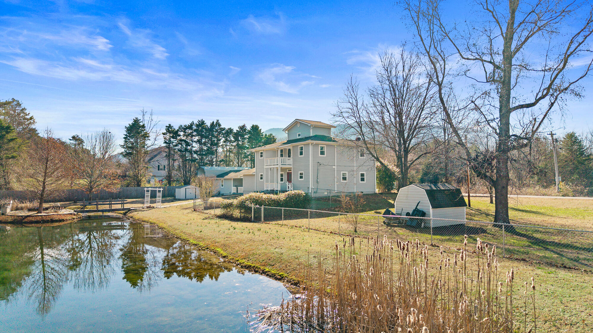 Delano, Tennessee, 37325, United States, 4 Bedrooms Bedrooms, ,4 BathroomsBathrooms,Residential,For Sale,2005353