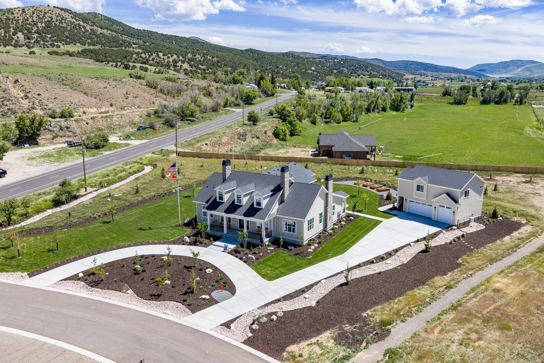  New Construction in Countryside Estates - 物件實景