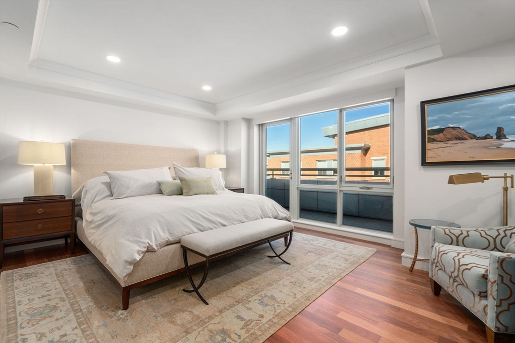 Boston, Massachusetts, 02109, United States, 3 Bedrooms Bedrooms, ,3 BathroomsBathrooms,Residential,For Sale,1847370