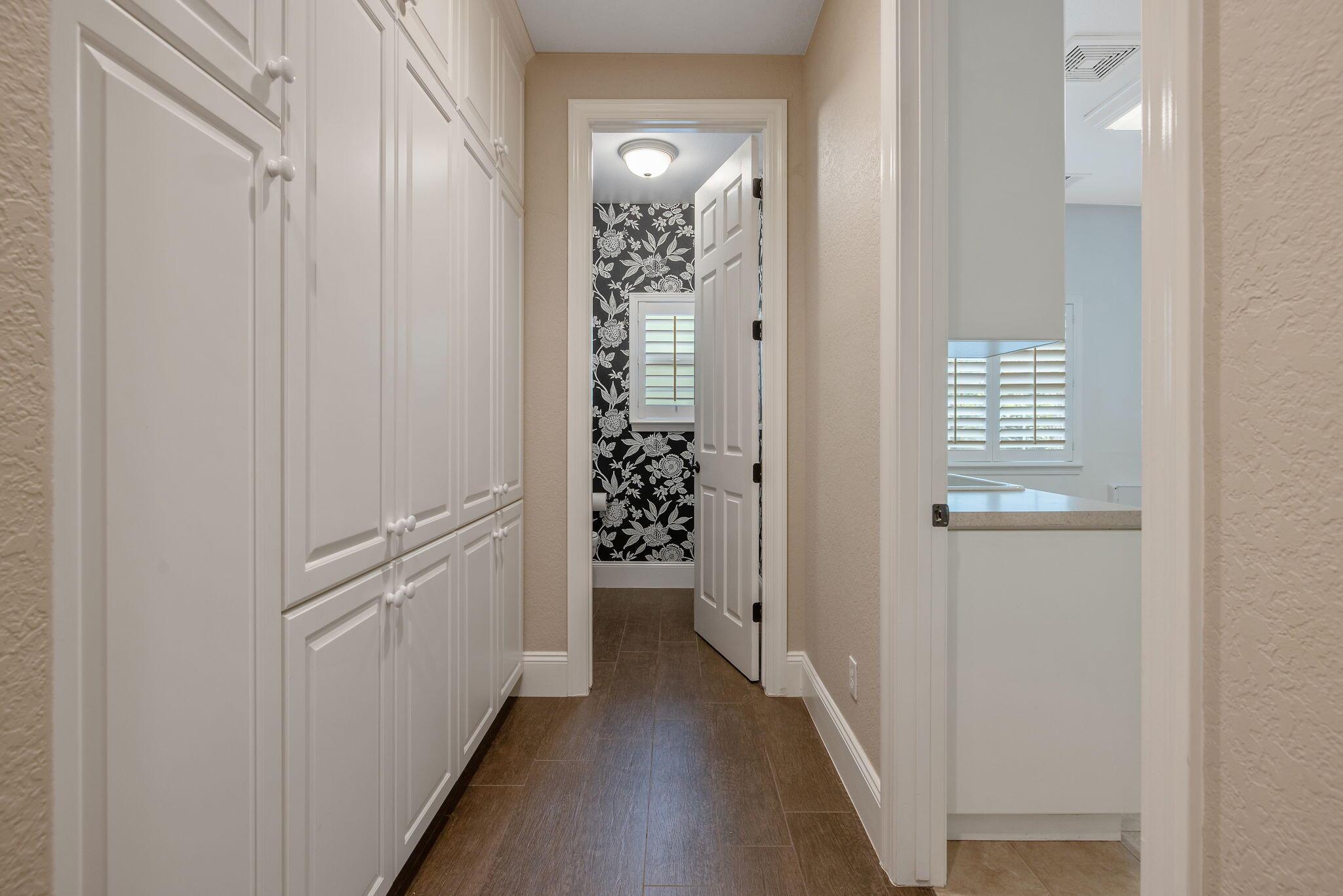 Visalia, California, 93277, United States, 3 Bedrooms Bedrooms, ,2 BathroomsBathrooms,Residential,For Sale,2048559