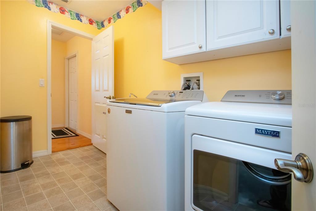 Ellenton, Florida, 34222, United States, 4 Bedrooms Bedrooms, ,3 BathroomsBathrooms,Residential,For Sale,1988008