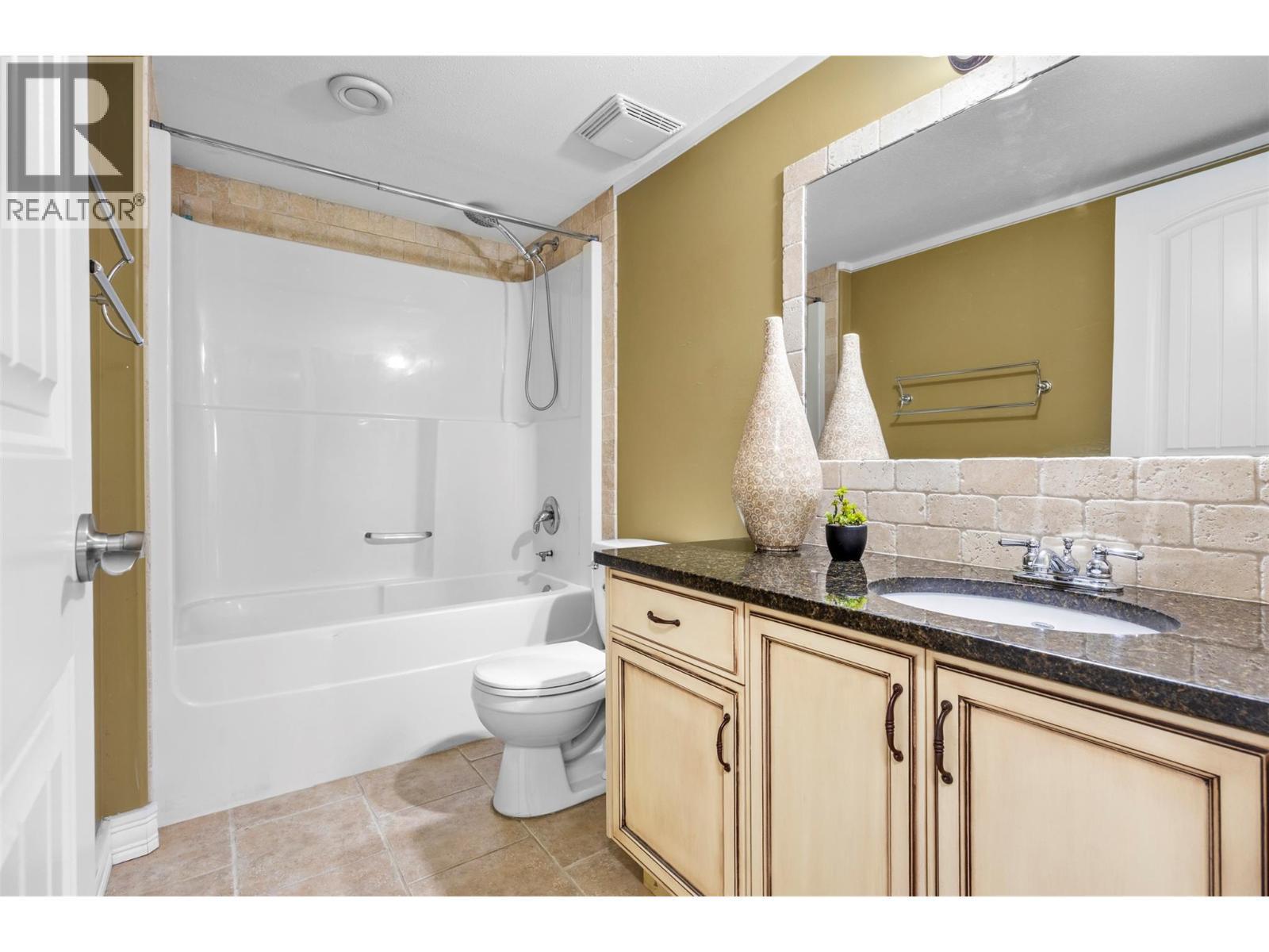 WEST KELOWNA, British Columbia, V1Y 6G1, CA, 5 Bedrooms Bedrooms, ,3 BathroomsBathrooms,Residential,For Sale,1892730