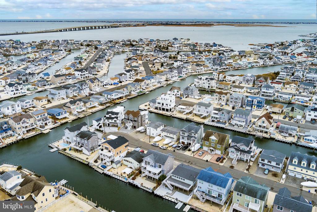 Manahawkin, New Jersey, 08050, United States, 4 Bedrooms Bedrooms, ,3 BathroomsBathrooms,Residential,For Sale,2005784