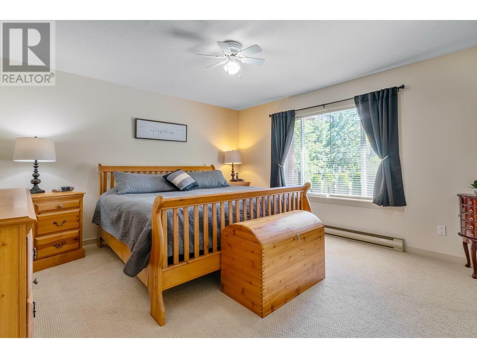 SALMON ARM, British Columbia, V1E 3A4, CA, 4 Bedrooms Bedrooms, ,2 BathroomsBathrooms,Residential,For Sale,1838776