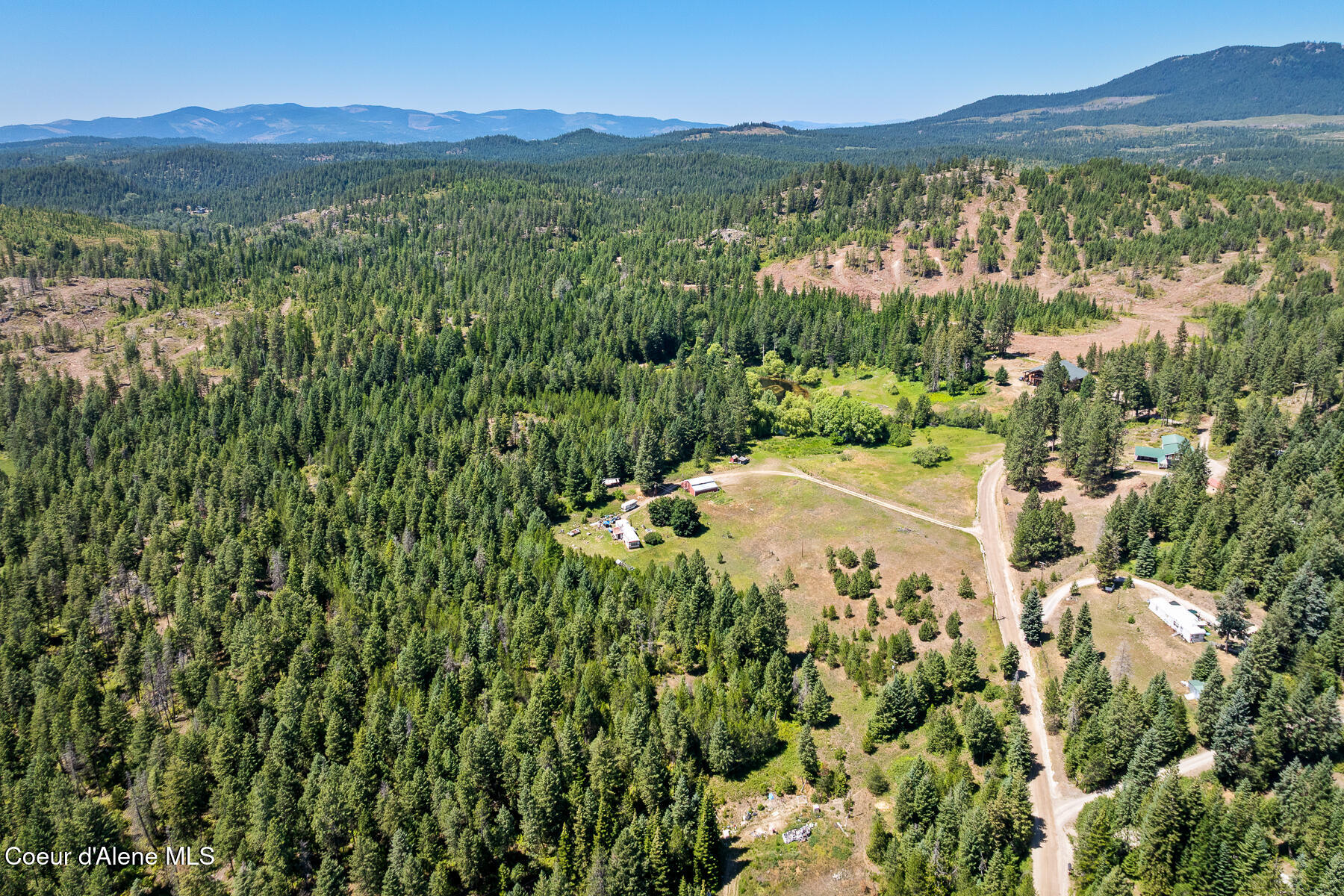 Athol, Idaho, 83801, United States, 4 Bedrooms Bedrooms, ,5 BathroomsBathrooms,Residential,For Sale,1984307