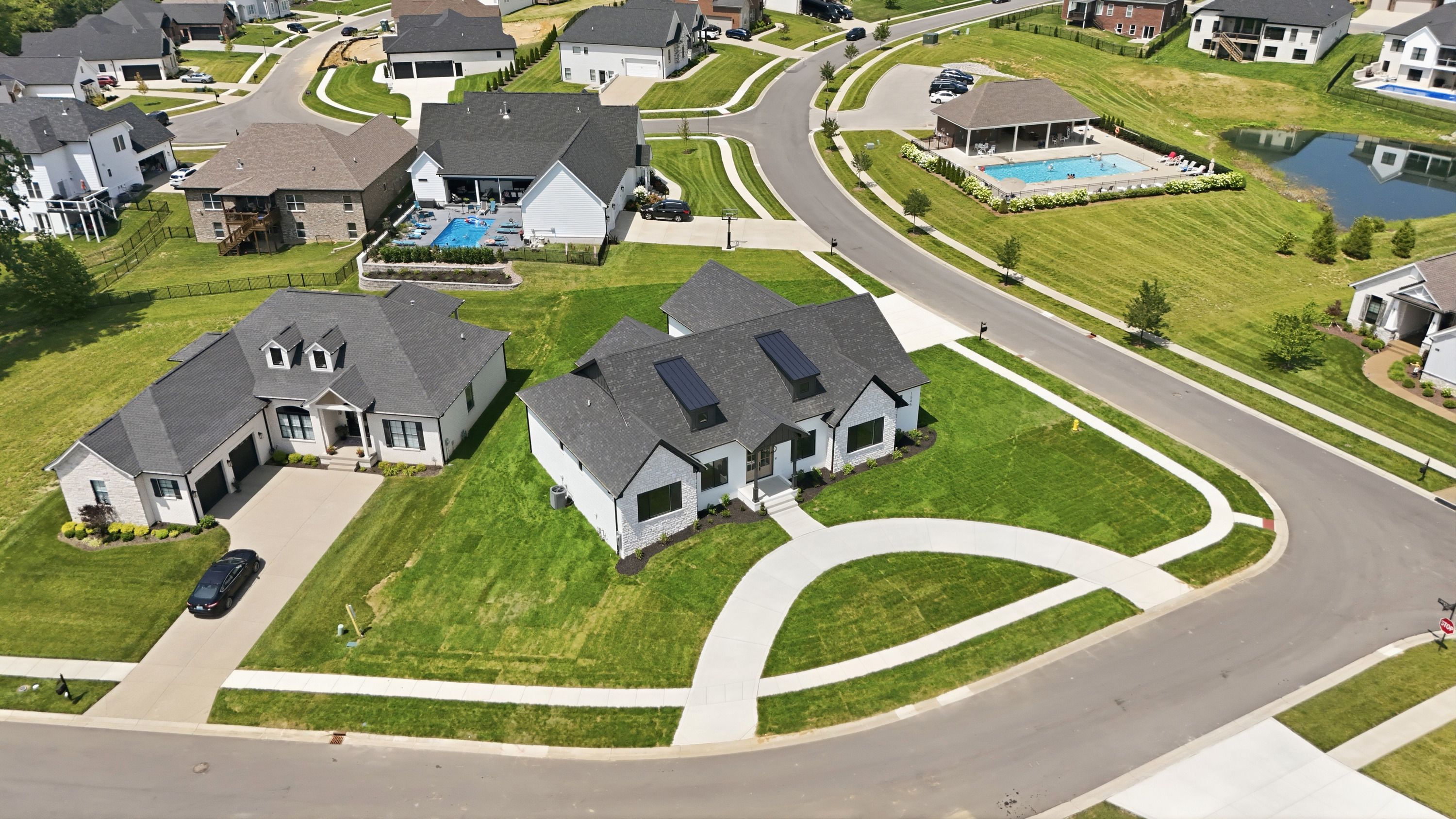  1545 Lincoln Hill Way, Louisville, KY 40245 - 物件實景