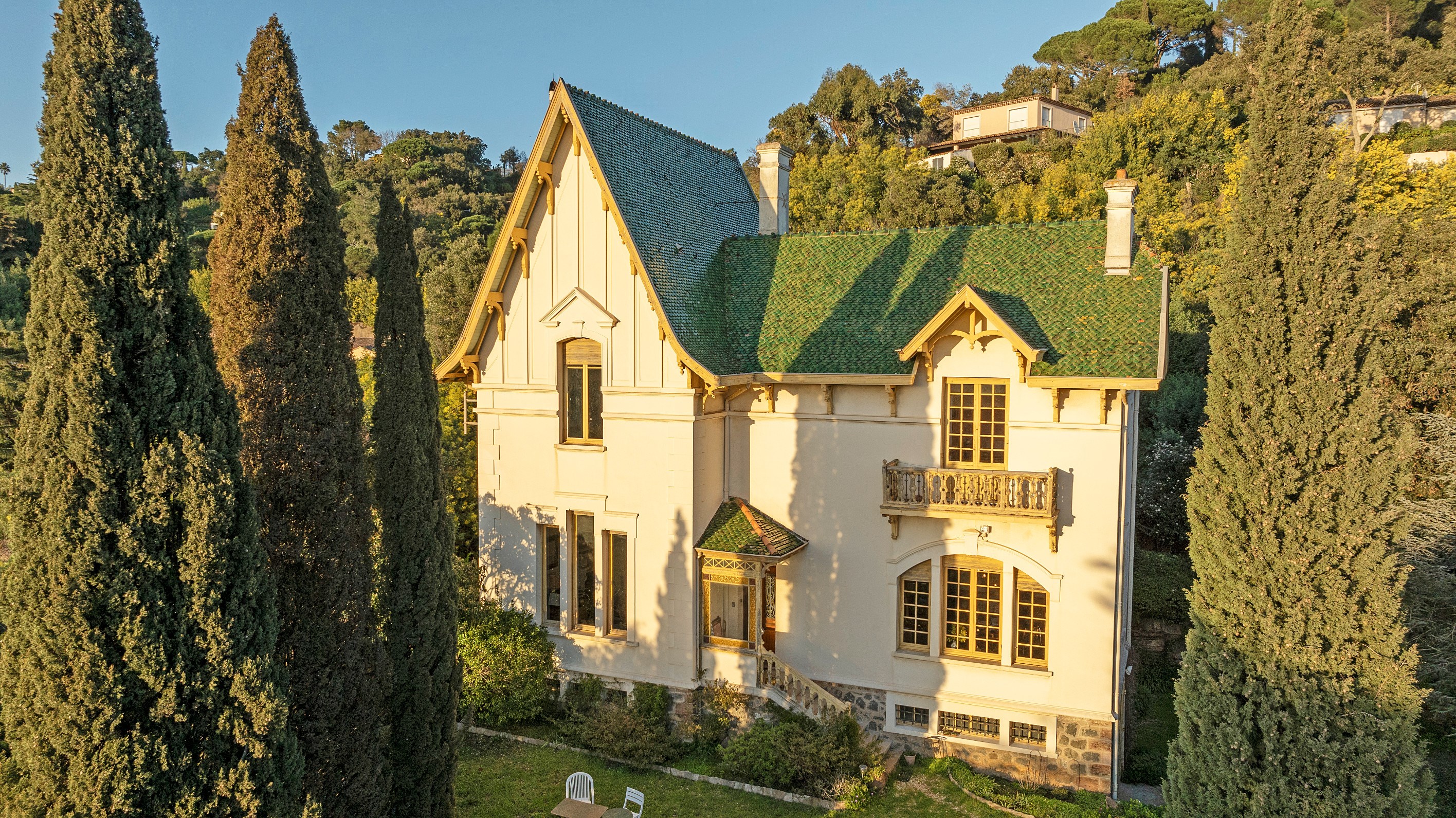  Belle Époque villa for sale in La Croix-Valmer with panoramic sea views - 物件實景