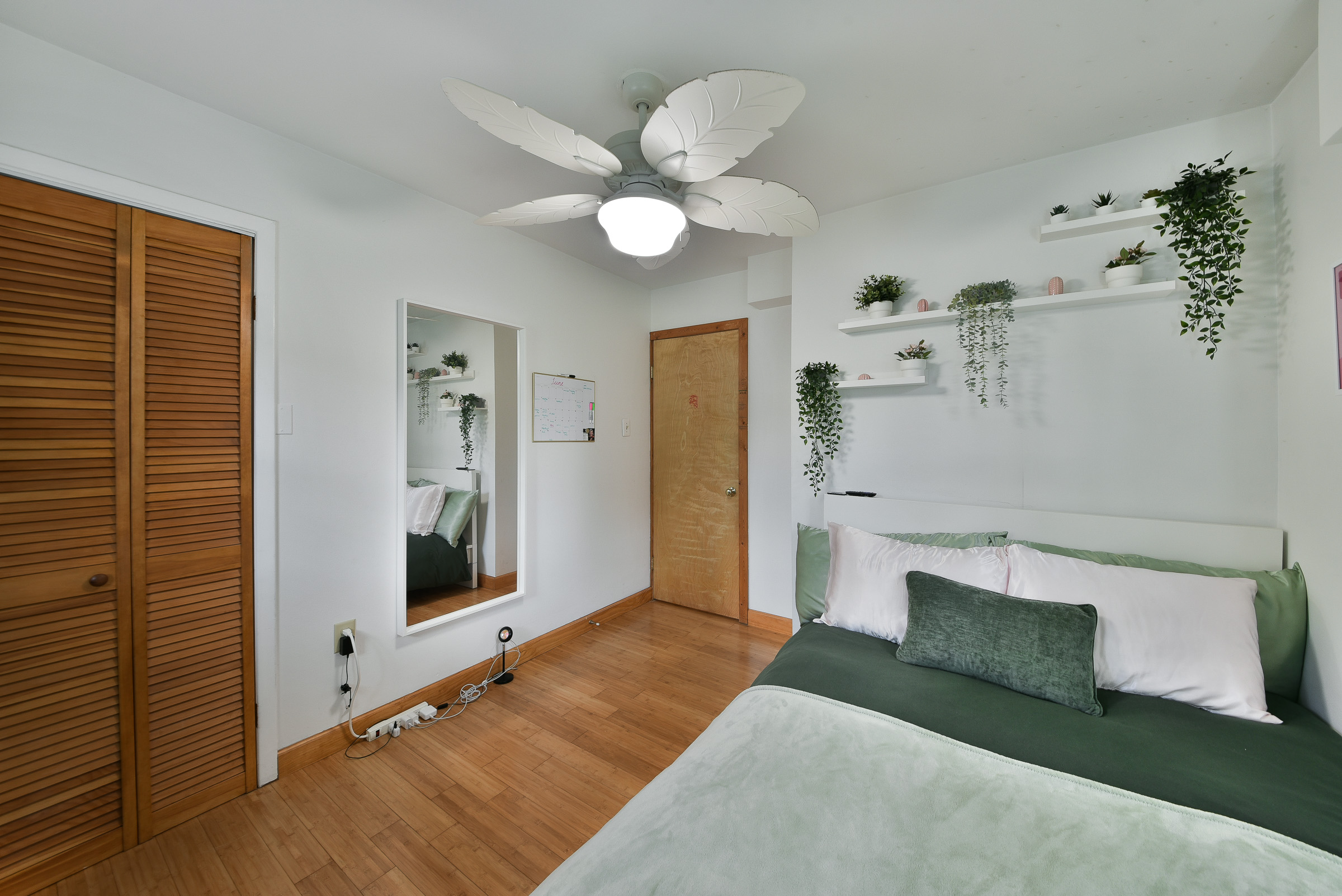 Feasterville Trevose, Pennsylvania, 19053, United States, 4 Bedrooms Bedrooms, ,2 BathroomsBathrooms,Residential,For Sale,1920735