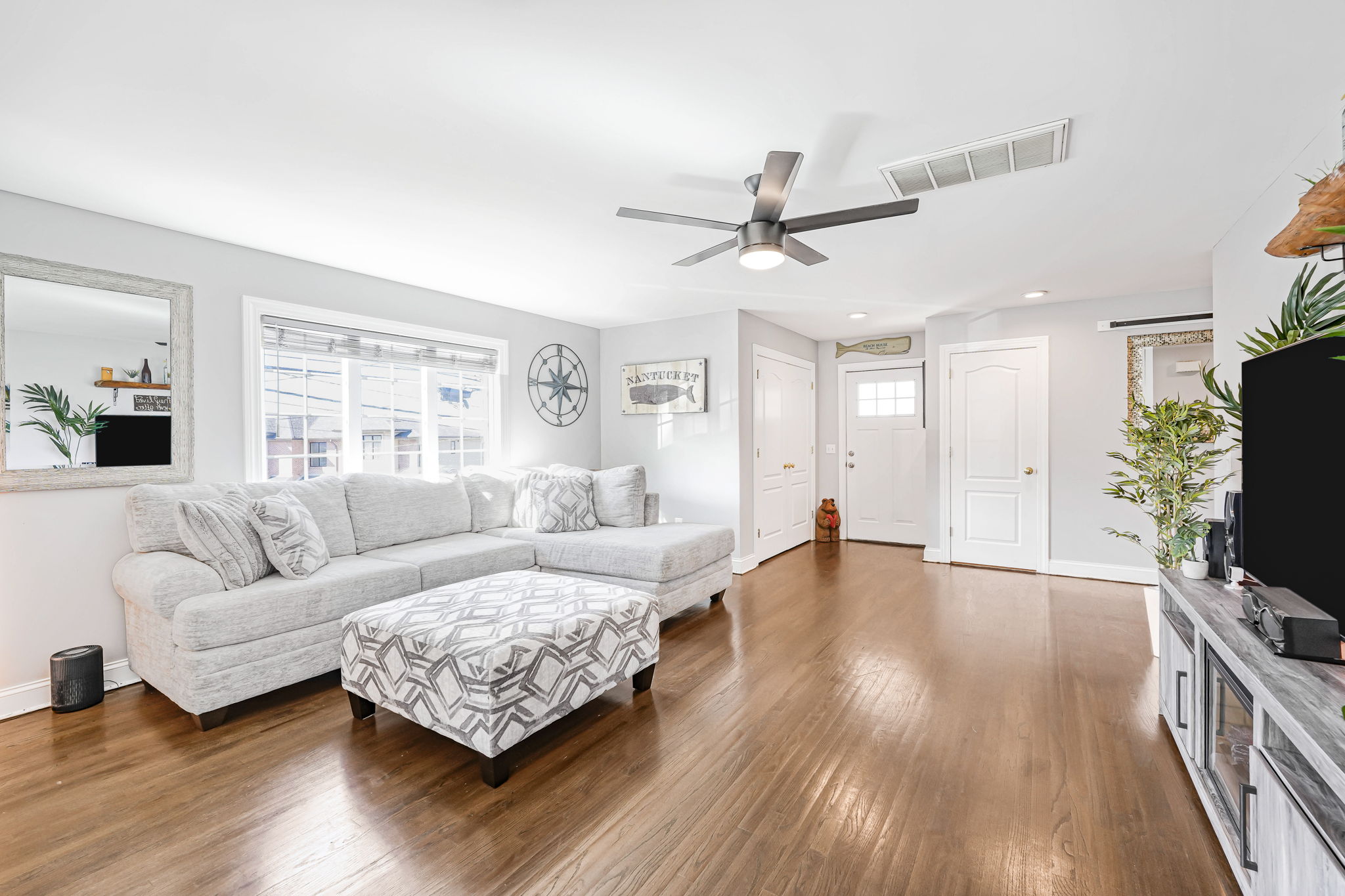 Fairview, New Jersey, 07022, United States, 2 Bedrooms Bedrooms, ,2 BathroomsBathrooms,Residential,For Sale,1973875