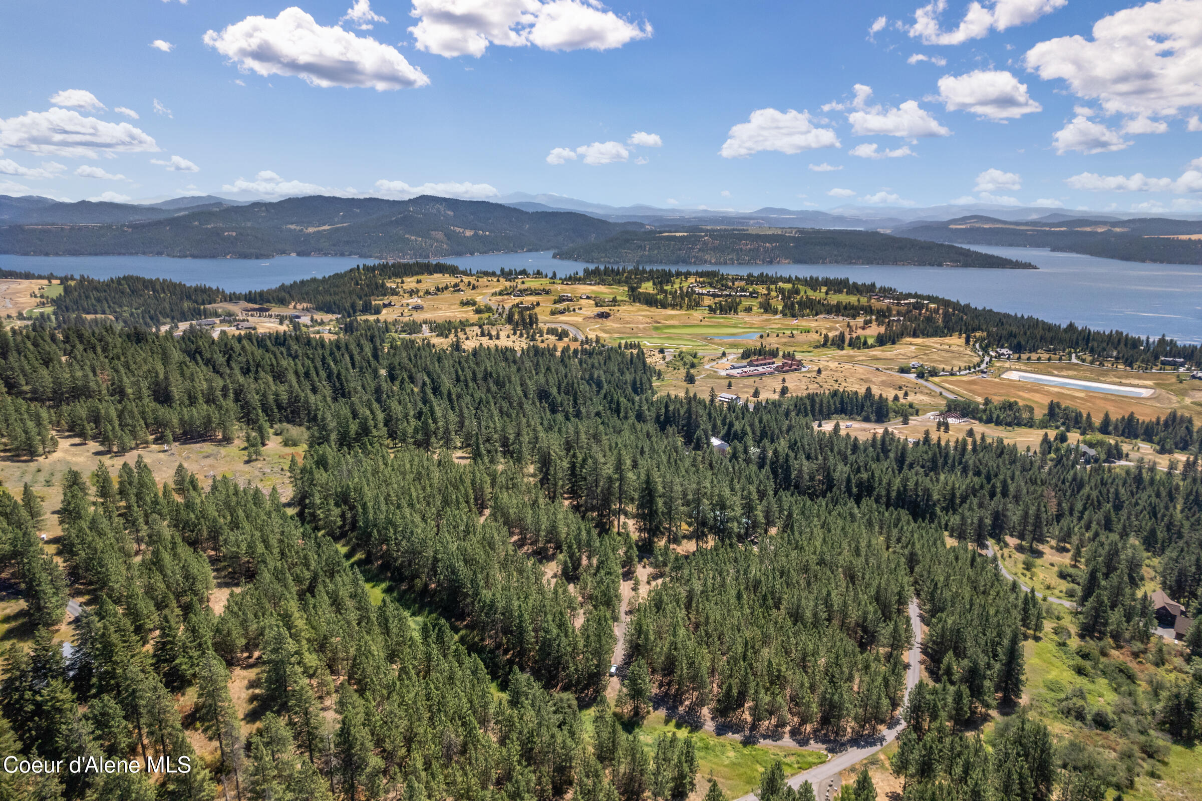 Coeur d'Alene, Idaho, 83814, United States, 4 Bedrooms Bedrooms, ,3 BathroomsBathrooms,Residential,For Sale,1981796