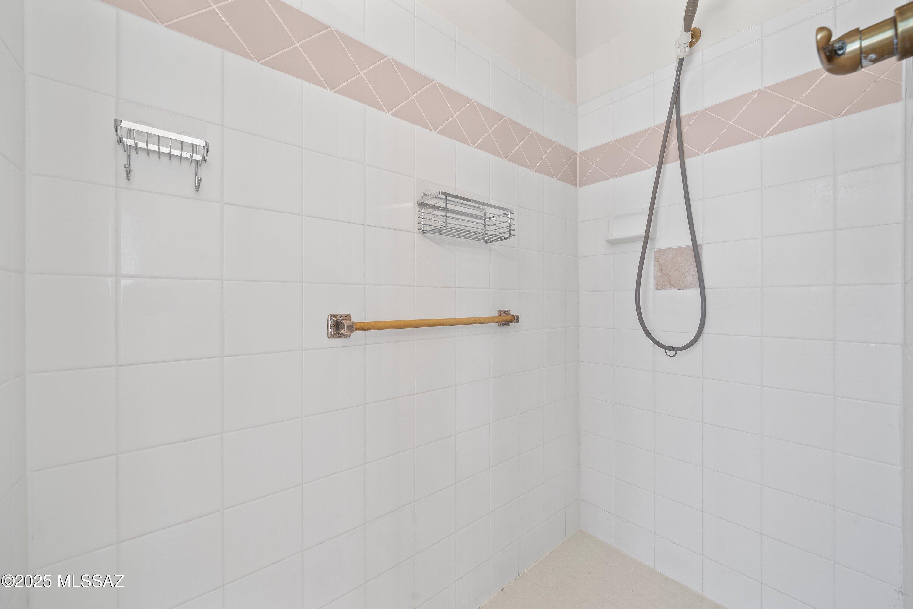 Green Valley, Arizona, 85614, United States, 2 Bedrooms Bedrooms, ,3 BathroomsBathrooms,Residential,For Sale,1971265