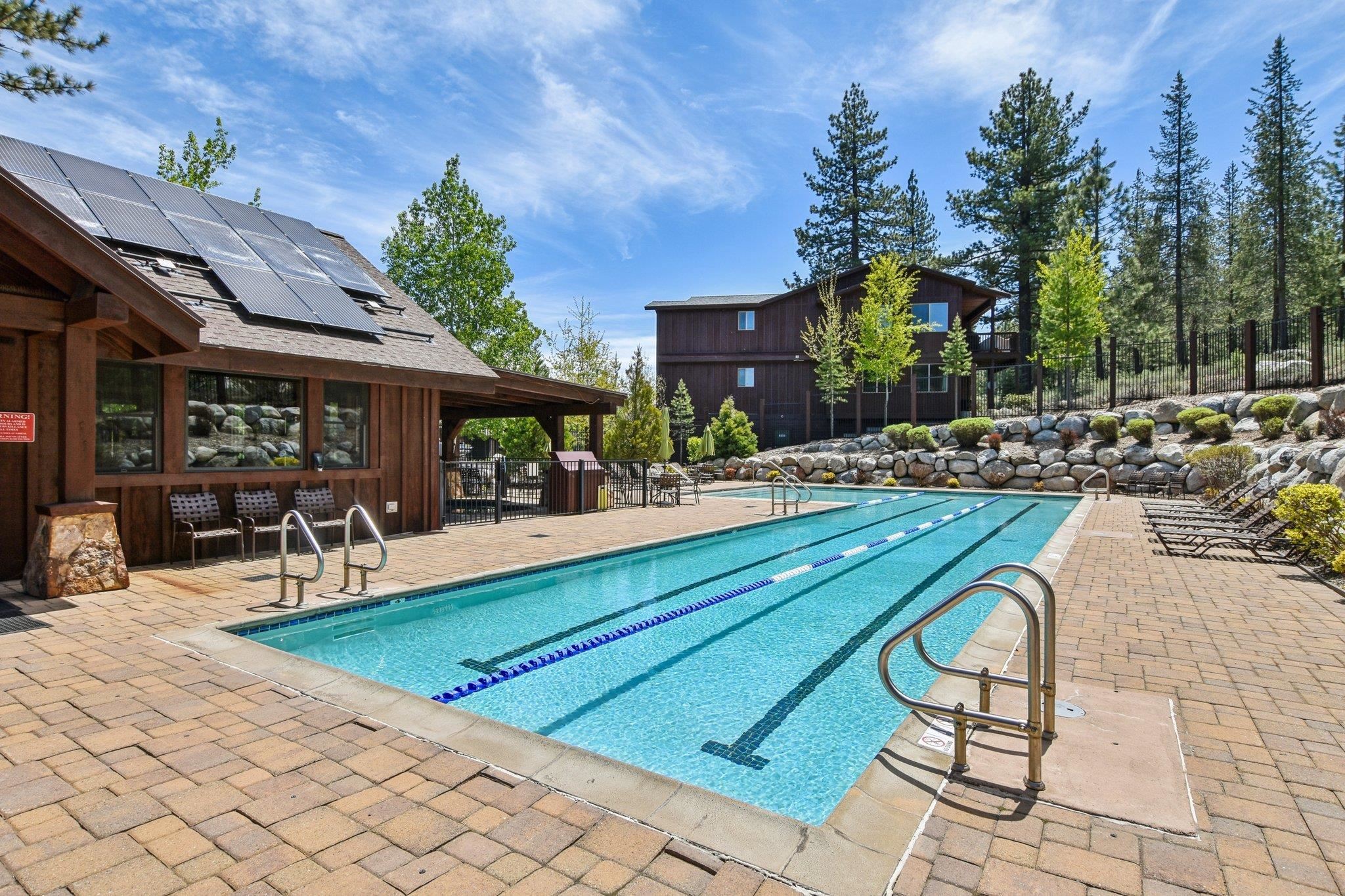 Truckee, California, 96161, United States, 2 Bedrooms Bedrooms, ,2 BathroomsBathrooms,Residential,For Sale,1838183