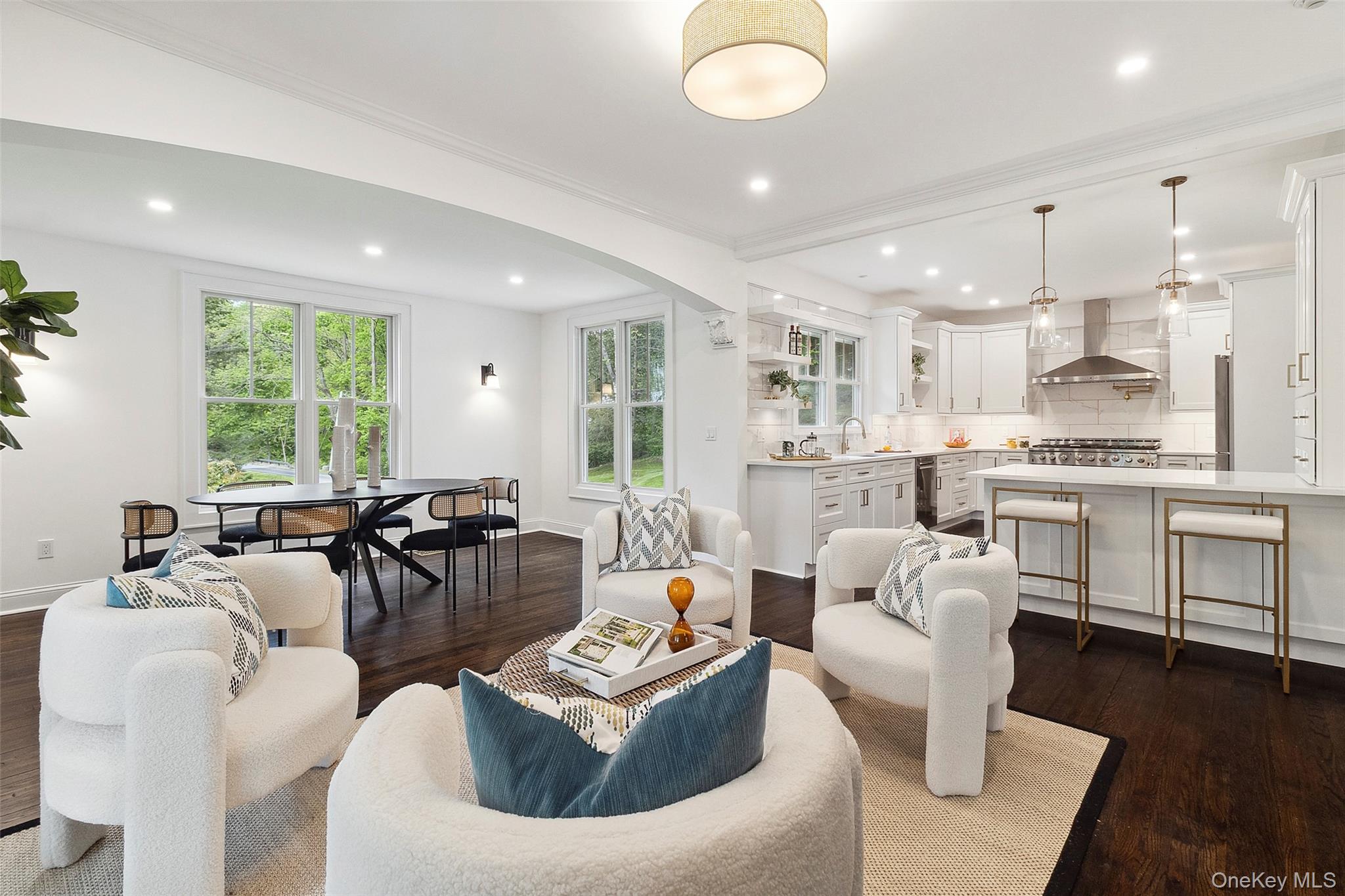 Katonah, New York, 10536, United States, 5 Bedrooms Bedrooms, ,5 BathroomsBathrooms,Residential,For Sale,1942230
