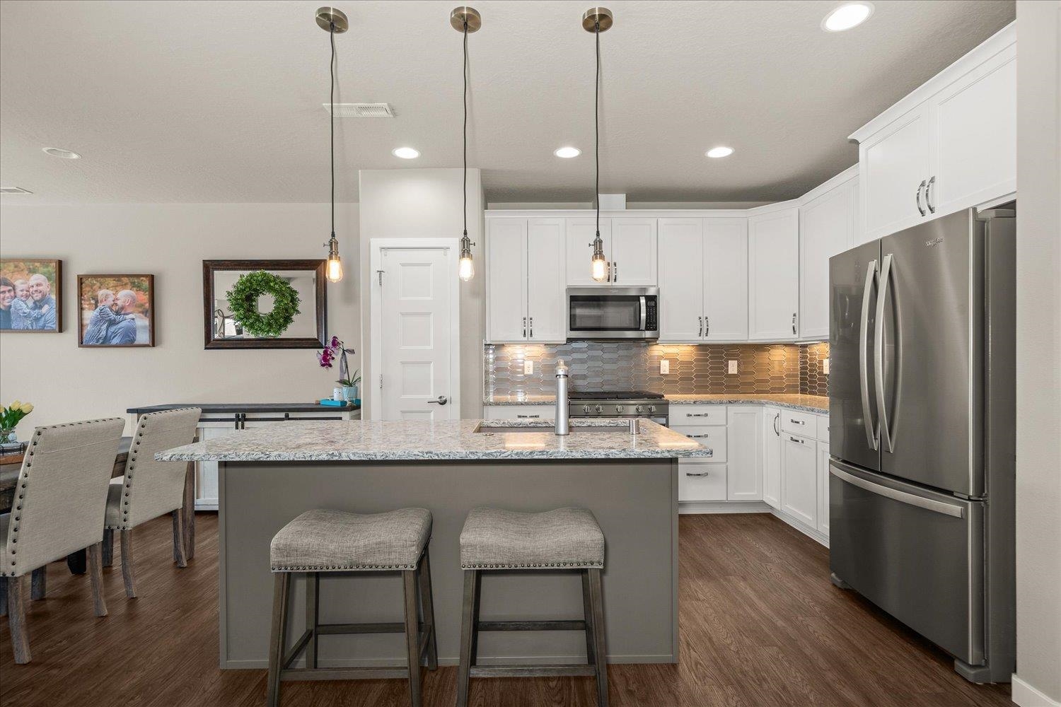 Spokane, Washington, 99201, United States, 2 Bedrooms Bedrooms, ,3 BathroomsBathrooms,Residential,For Sale,1974429