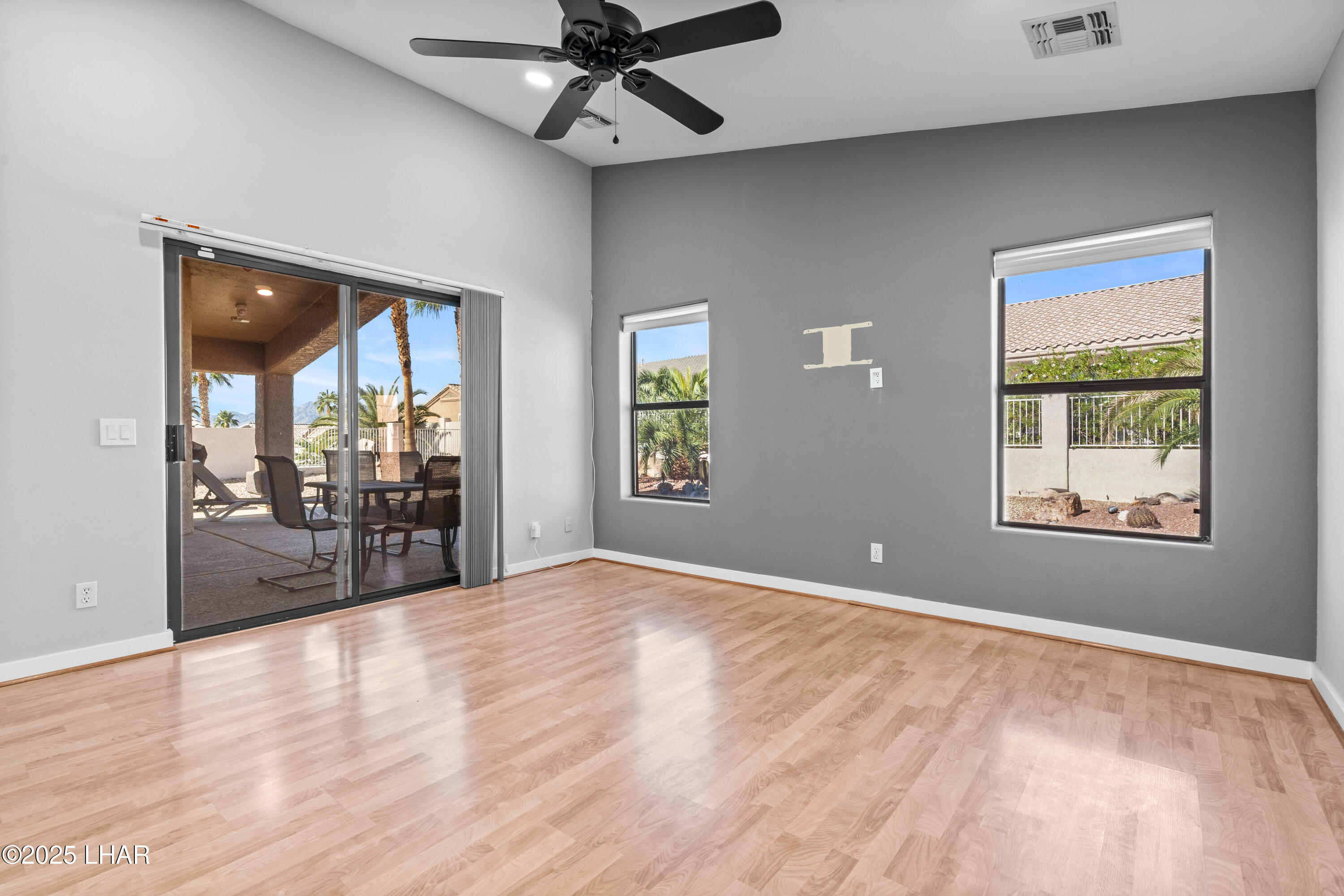Lake Havasu City, Arizona, 86404, United States, 3 Bedrooms Bedrooms, ,Residential,For Sale,1988180