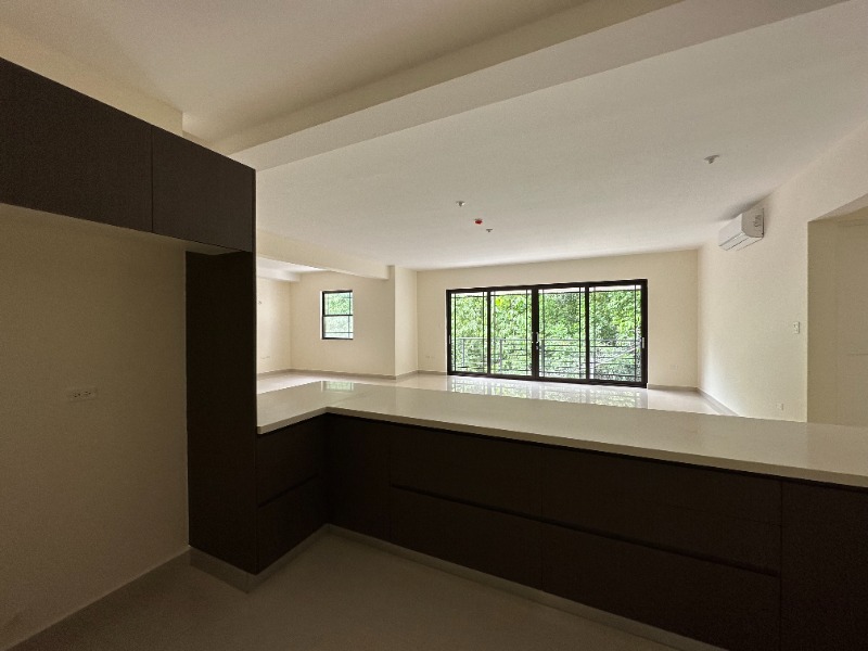 Kingston 6, JM, 2 Bedrooms Bedrooms, ,3 BathroomsBathrooms,Residential,For Sale,1838933