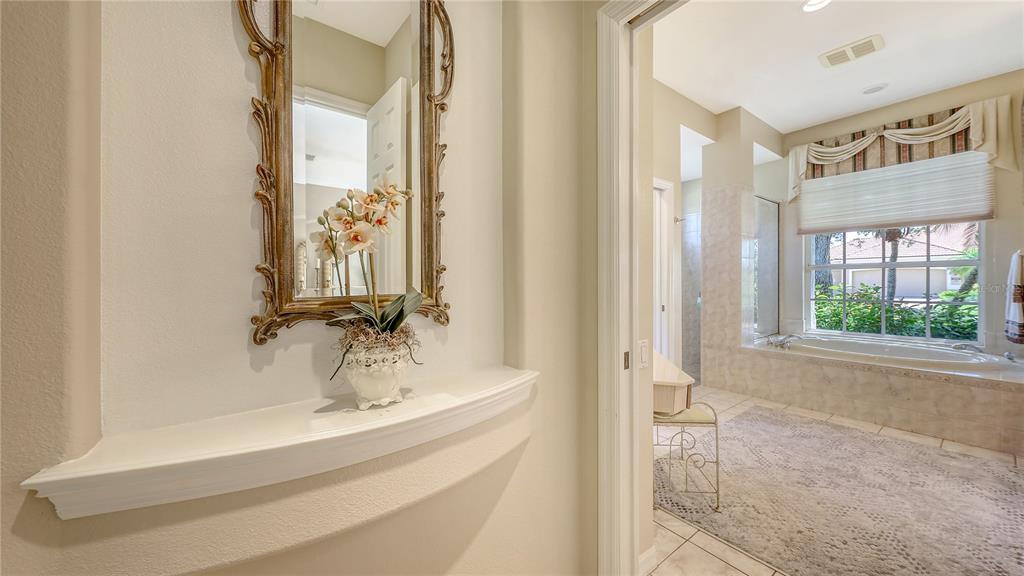 Sarasota, Florida, 34243, United States, 3 Bedrooms Bedrooms, ,3 BathroomsBathrooms,Residential,For Sale,1820877