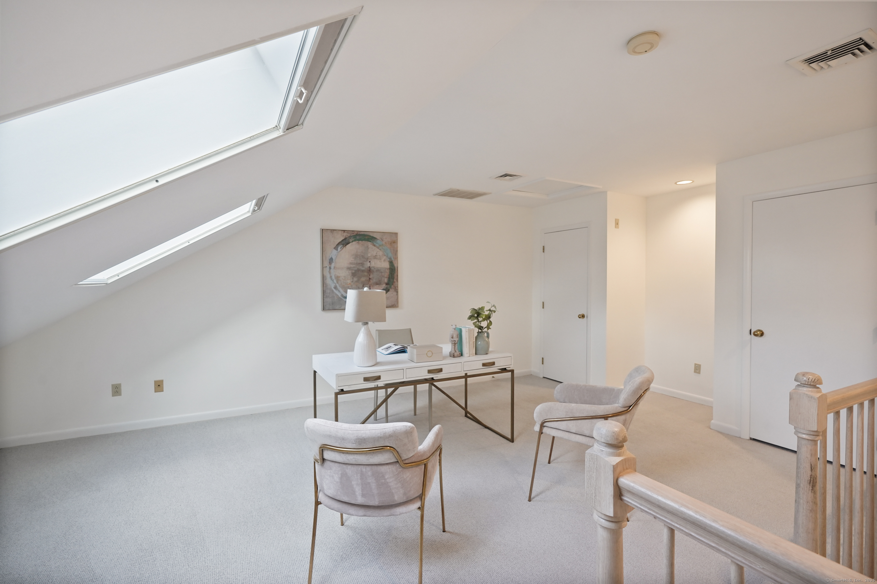 Stamford, Connecticut, 06905, United States, 2 Bedrooms Bedrooms, ,3 BathroomsBathrooms,Residential,For Sale,1997039