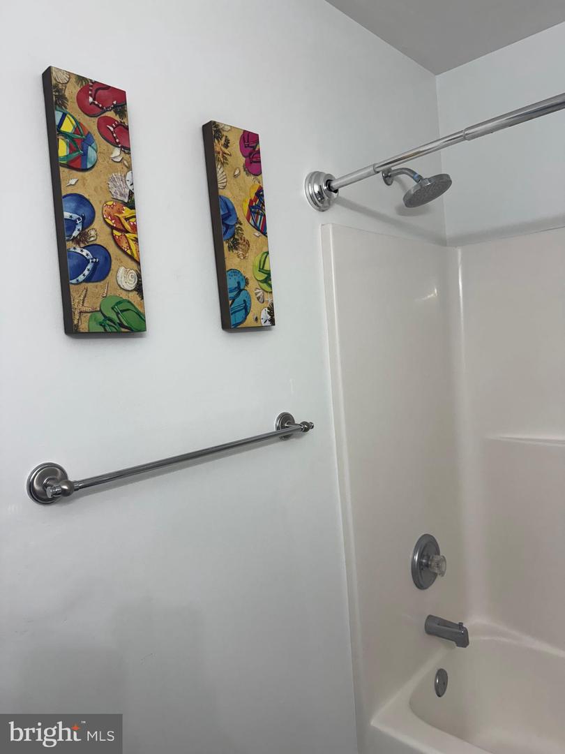 Ocean City, Maryland, 21842, United States, 4 Bedrooms Bedrooms, ,4 BathroomsBathrooms,Residential,For Sale,1992172