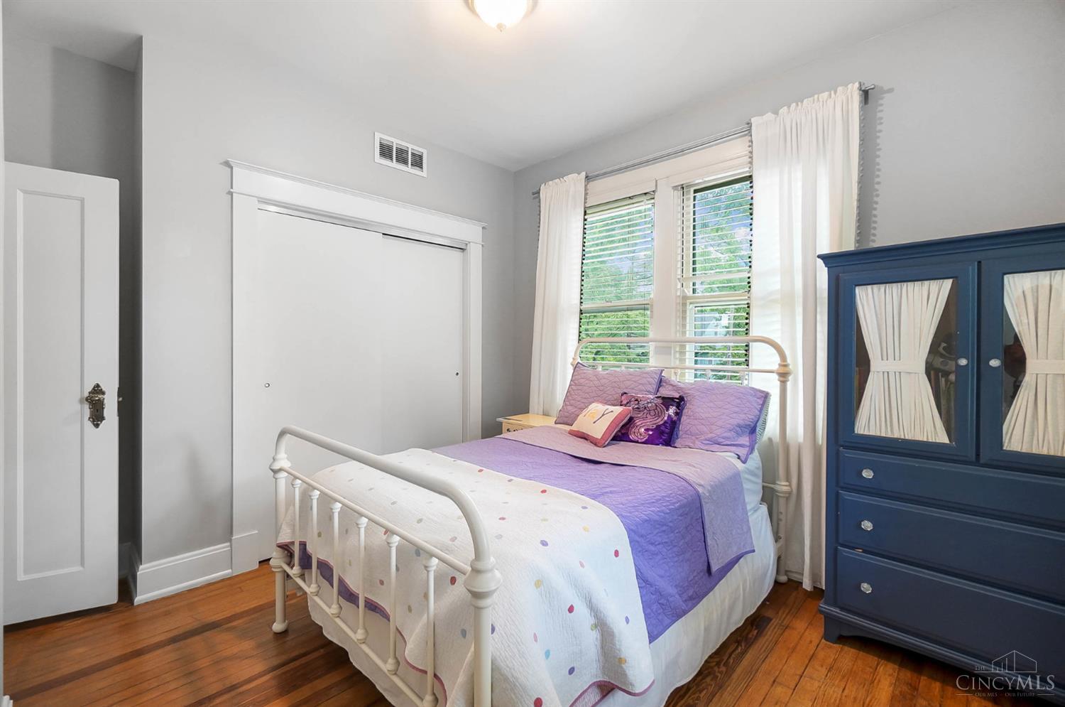 Cincinnati, Ohio, 45208, United States, 5 Bedrooms Bedrooms, ,5 BathroomsBathrooms,Residential,For Sale,1890144