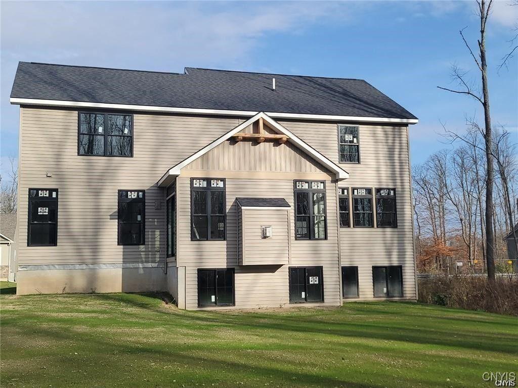Syracuse, New York, 13215, United States, 3 Bedrooms Bedrooms, ,3 BathroomsBathrooms,Residential,For Sale,1846981