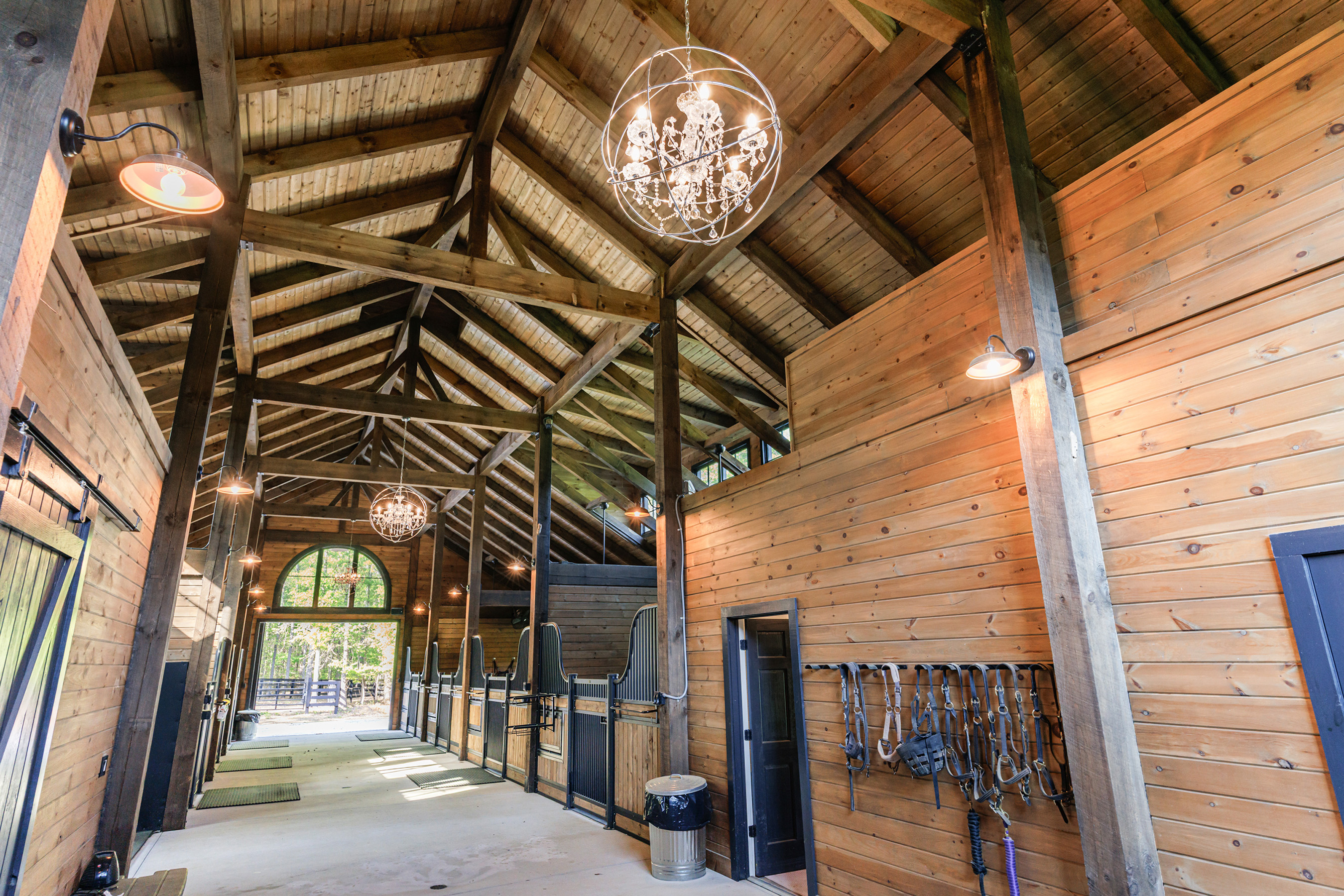  Stunning Milton Estate with Barn and Greenhouse on 50+/- Private Acres - 物件實景