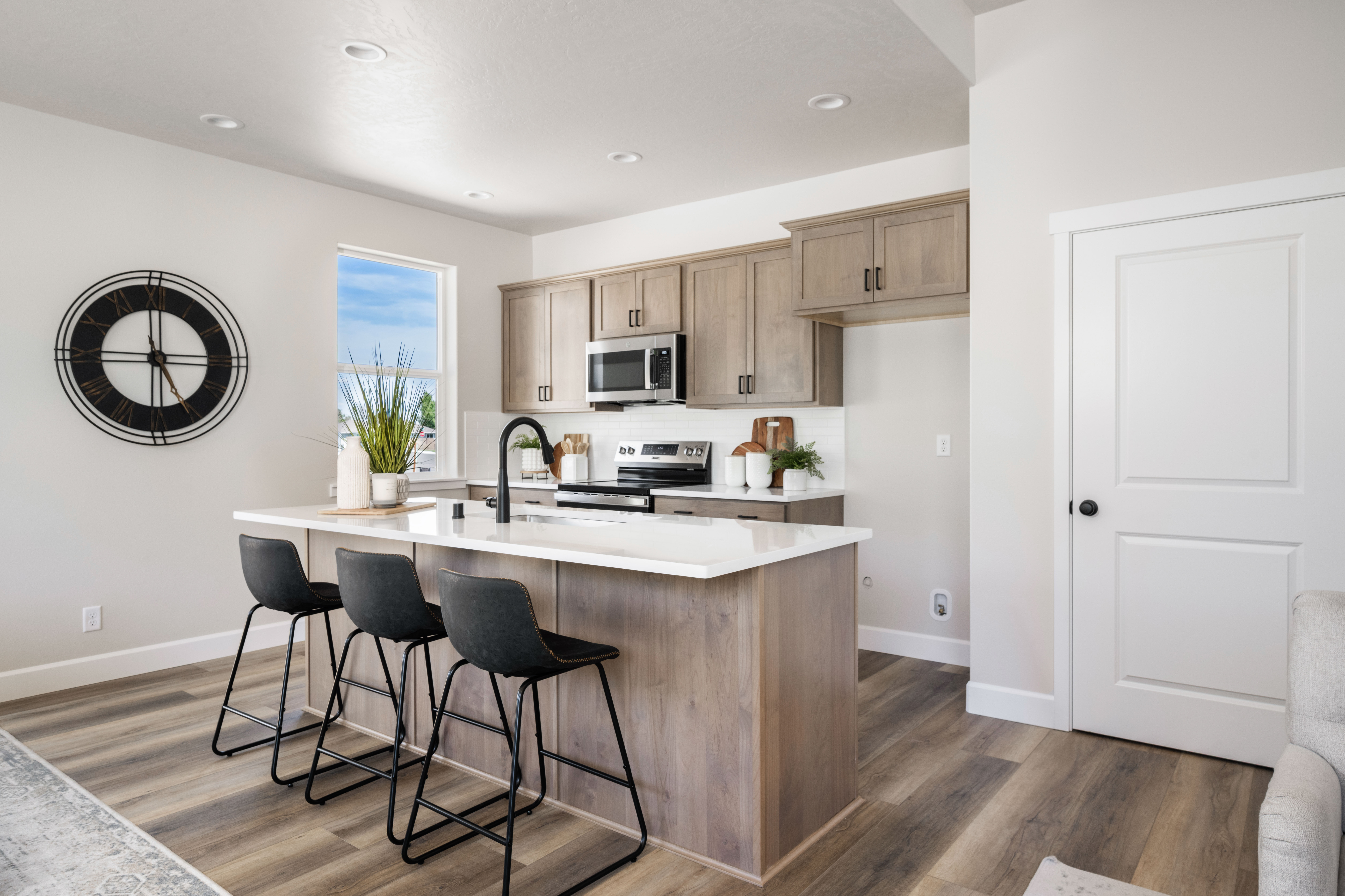  Coming Soon The Emma 4 Bedroom -1498sf - 物件實景