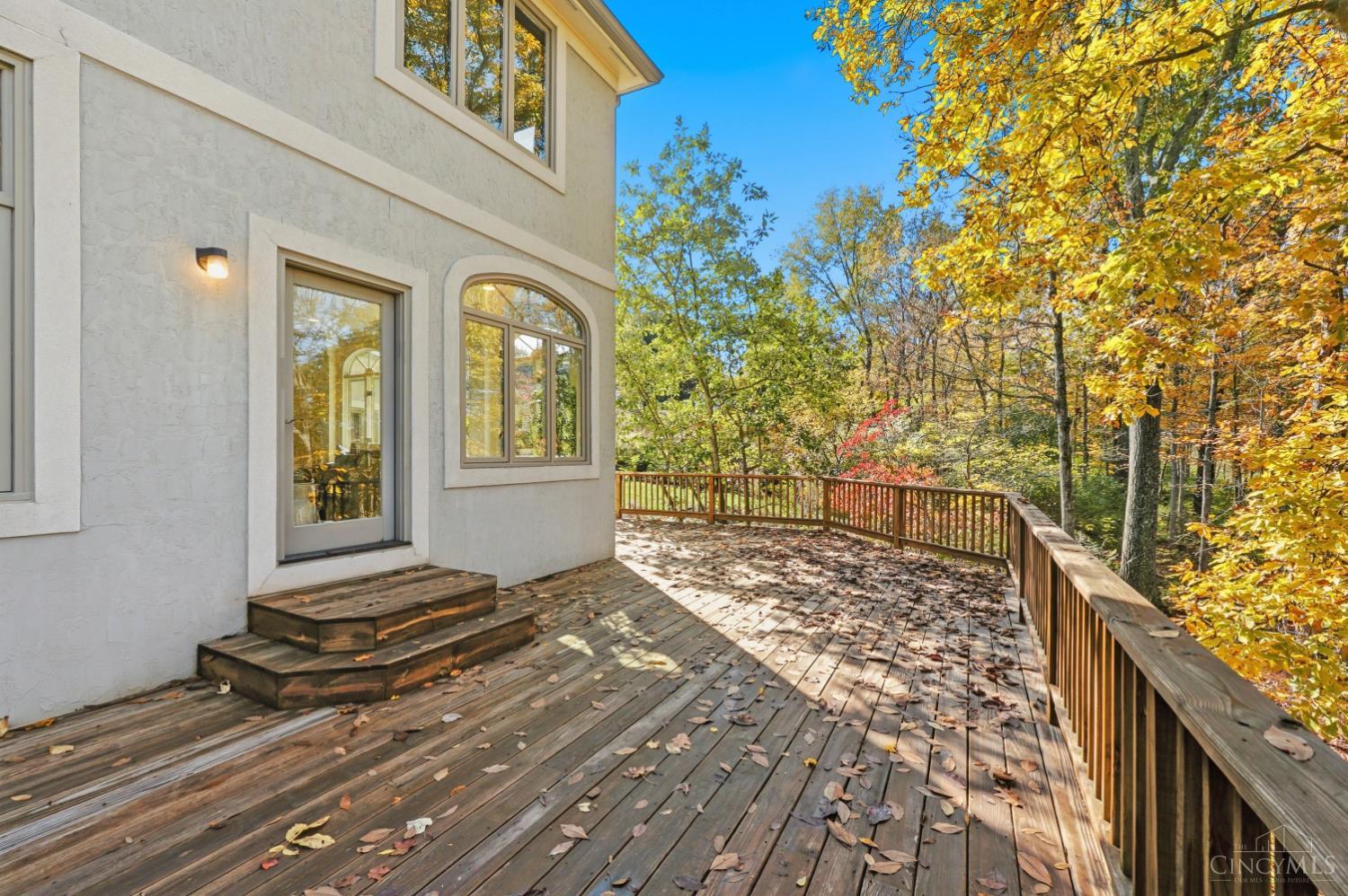 Anderson Twp, Ohio, 45230, United States, 5 Bedrooms Bedrooms, ,6 BathroomsBathrooms,Residential,For Sale,1988245