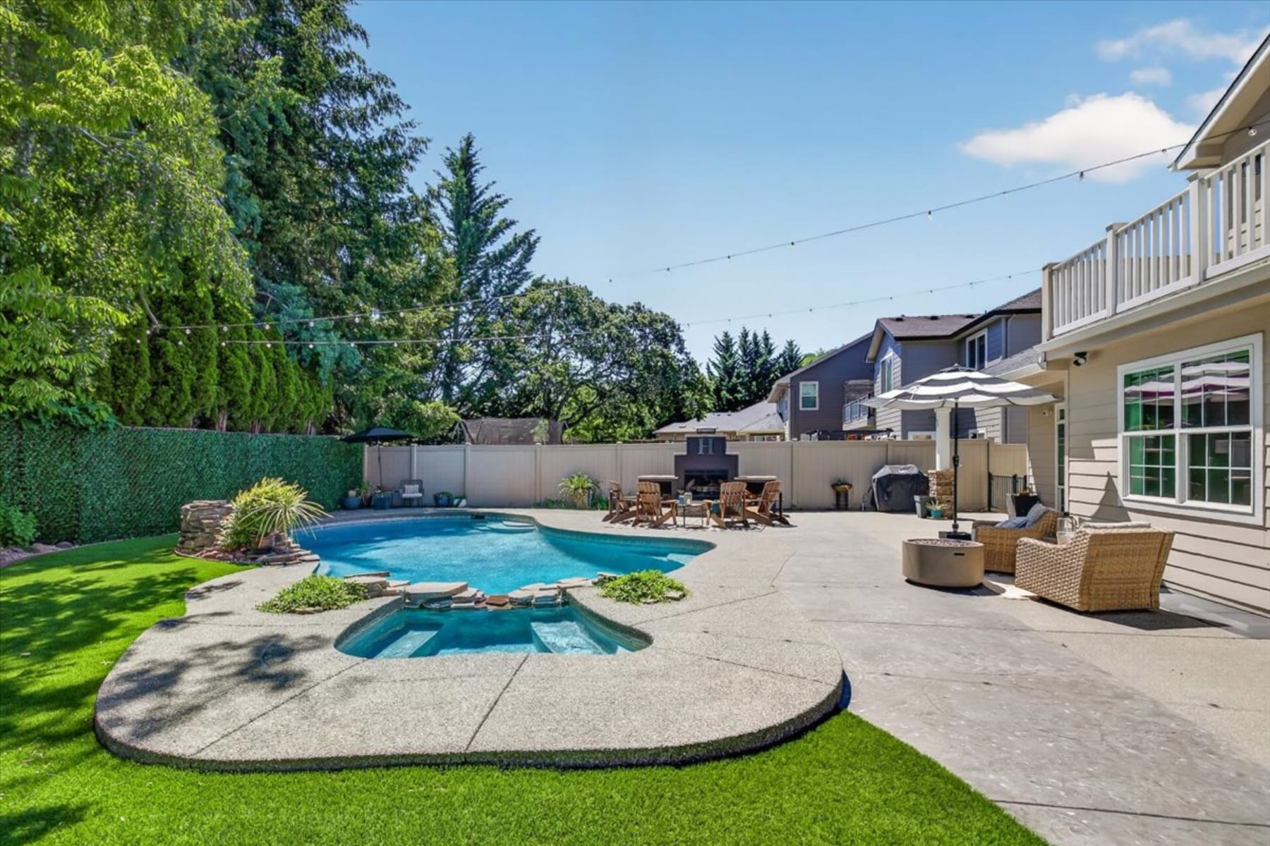  4573 Wolf Run Drive Medford, OR 97504 - 物件實景