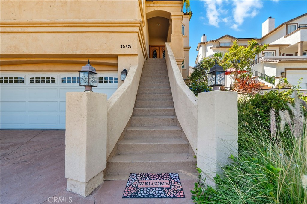 Canyon Lake, California, 92587, United States, 6 Bedrooms Bedrooms, ,5 BathroomsBathrooms,Residential,For Sale,1975994