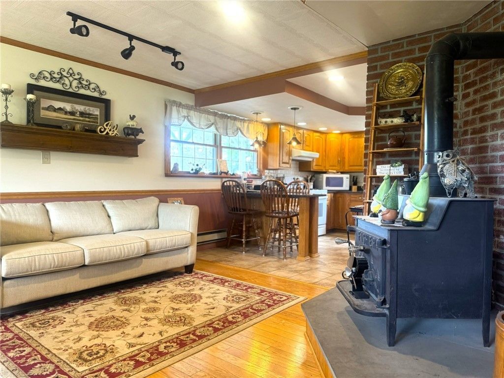 Unadilla, New York, 13849, United States, 4 Bedrooms Bedrooms, ,3 BathroomsBathrooms,Residential,For Sale,1971391