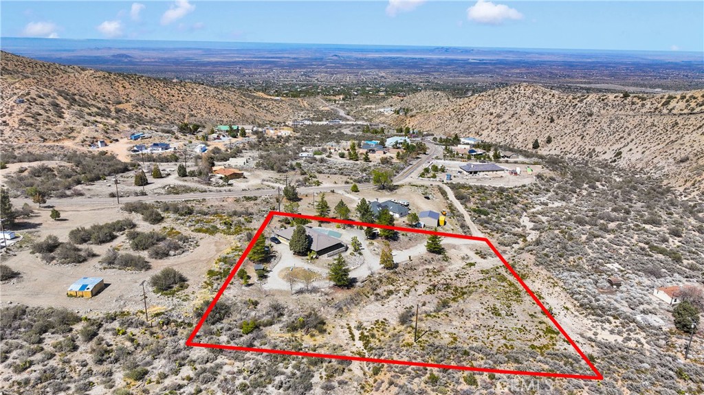 Pinon Hills, California, 92372, United States, 3 Bedrooms Bedrooms, ,2 BathroomsBathrooms,Residential,For Sale,1980325