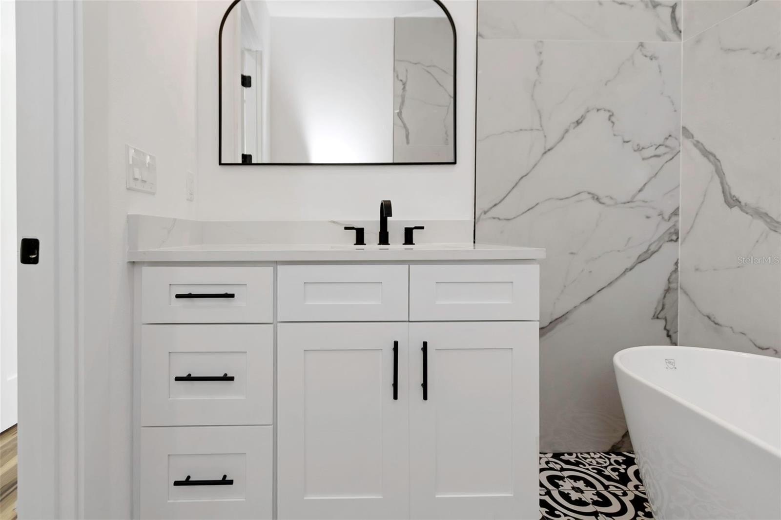 ST PETERSBURG, Florida, 33705, United States, 3 Bedrooms Bedrooms, ,2 BathroomsBathrooms,Residential,For Sale,1989946