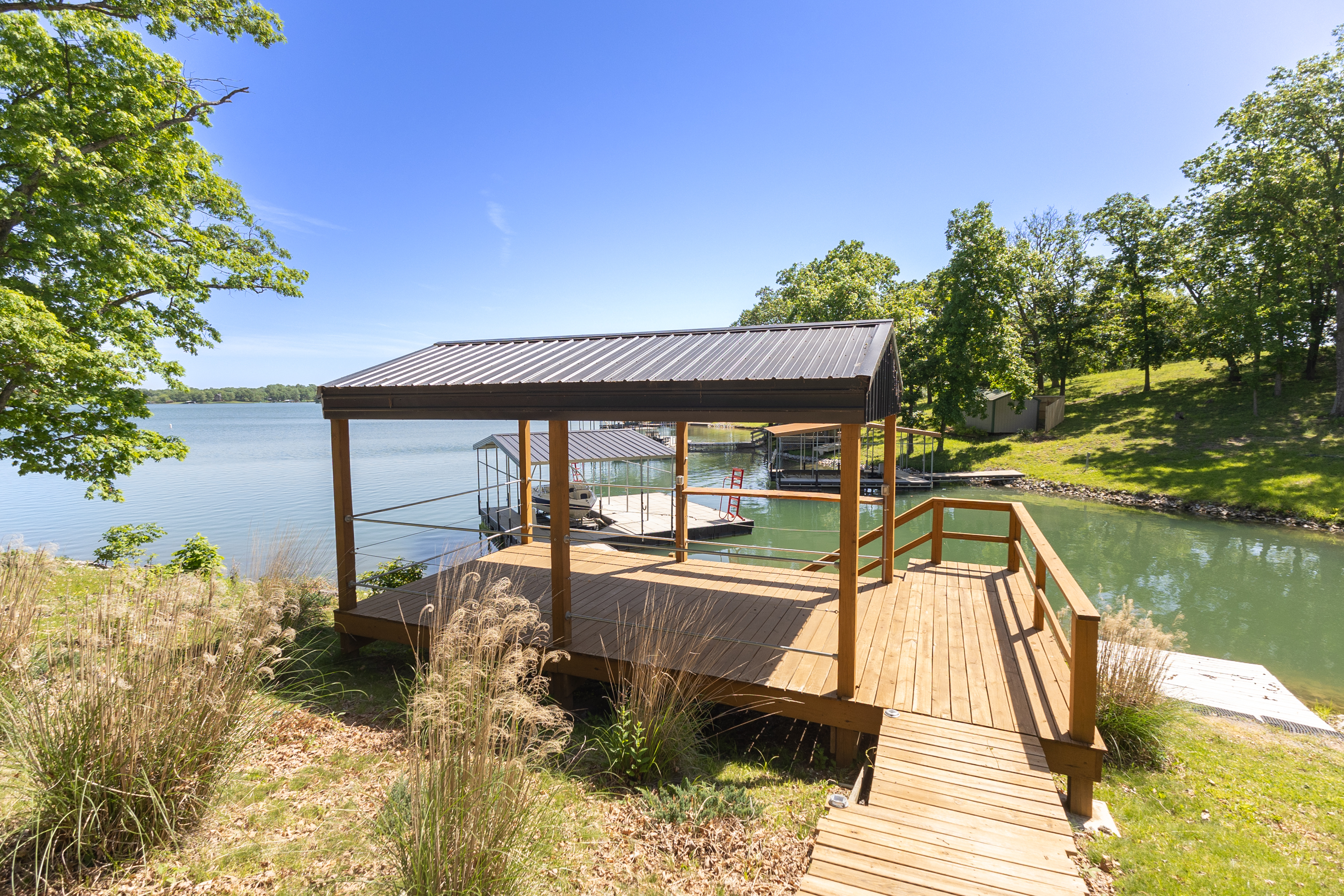 Keytesville, Missouri, 65261, United States, 4 Bedrooms Bedrooms, ,3 BathroomsBathrooms,Residential,For Sale,2048618